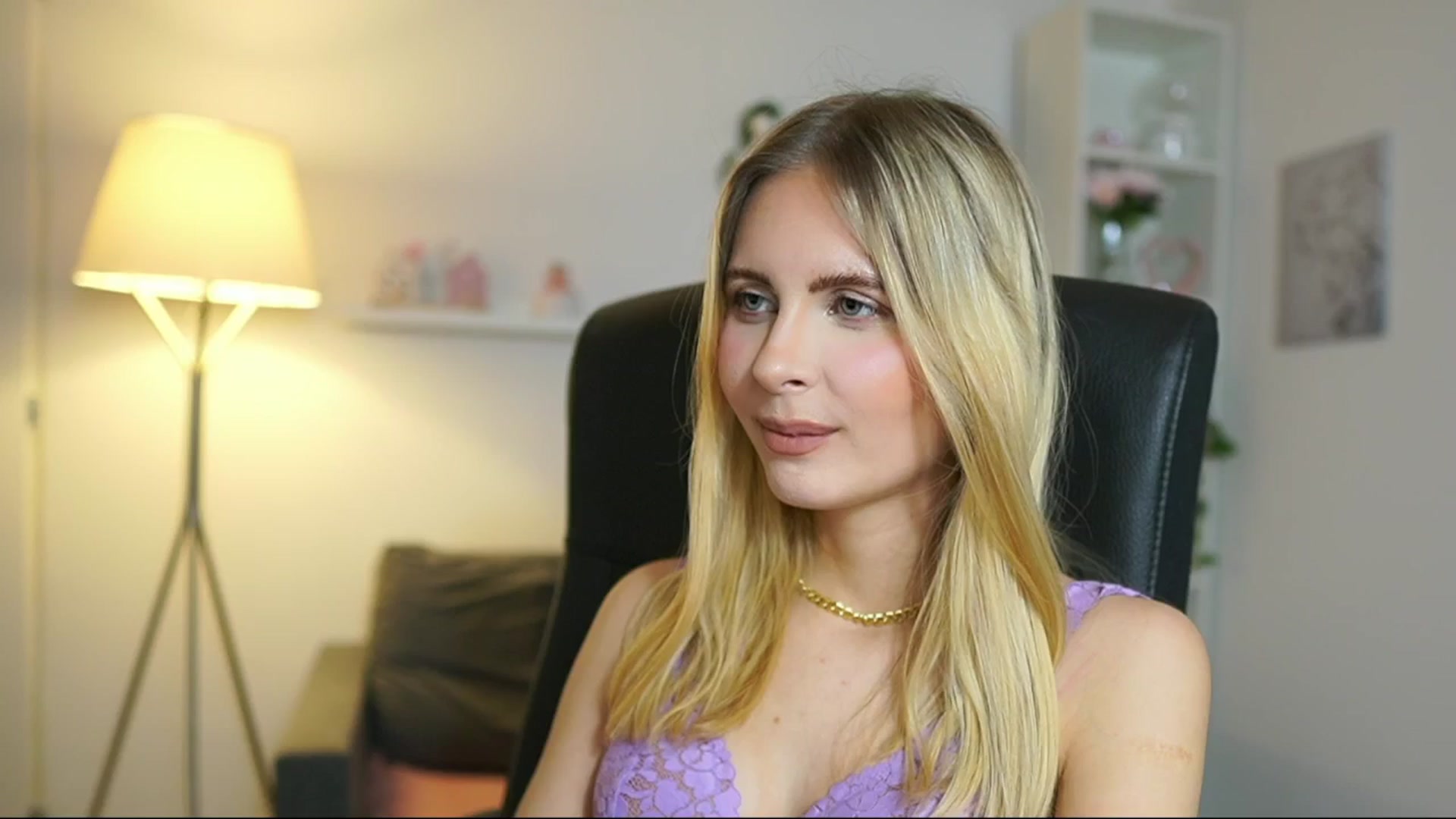 Gallery image thumbnail from Catecrago_'s myfreecams stream on, 05/27/2025, 13:58 image 16 of 20