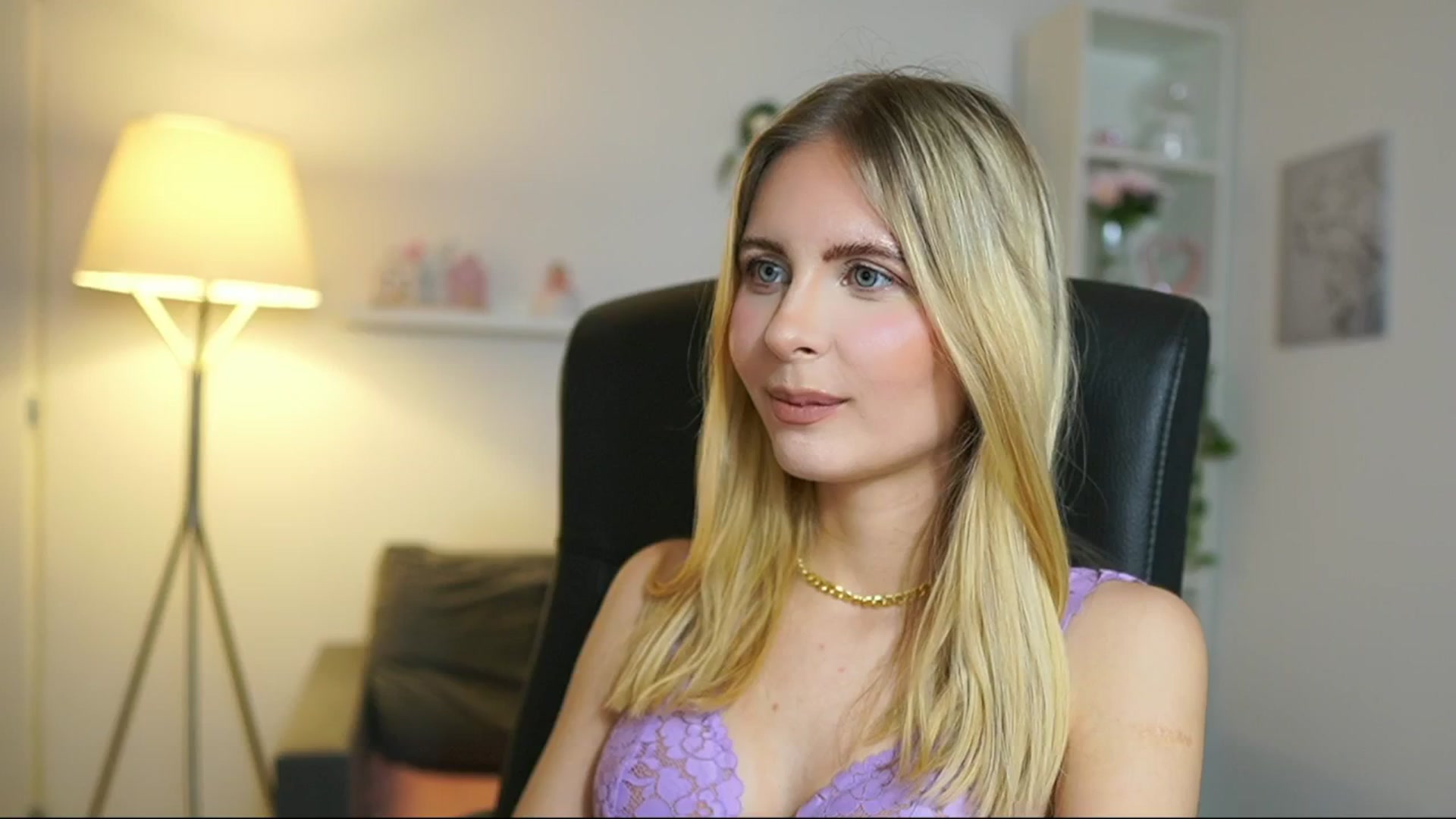 Gallery image thumbnail from Catecrago_'s myfreecams stream on, 05/27/2025, 13:58 image 11 of 20