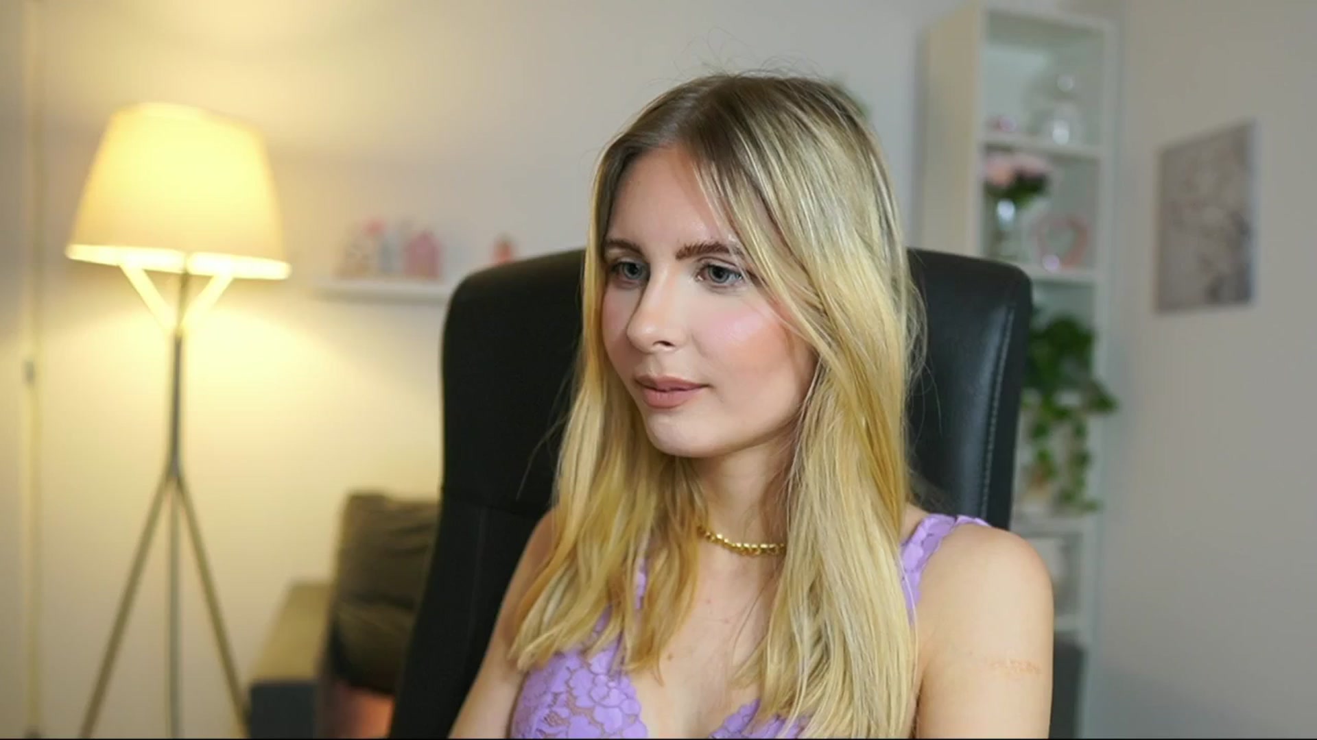 Gallery image thumbnail from Catecrago_'s myfreecams stream on, 05/27/2025, 13:58 image 6 of 20