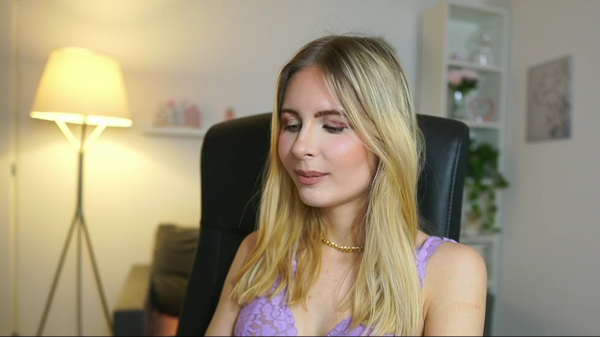 Gallery image thumbnail from Catecrago_'s myfreecams stream on, 05/27/2025, 13:58 image 5 of 20