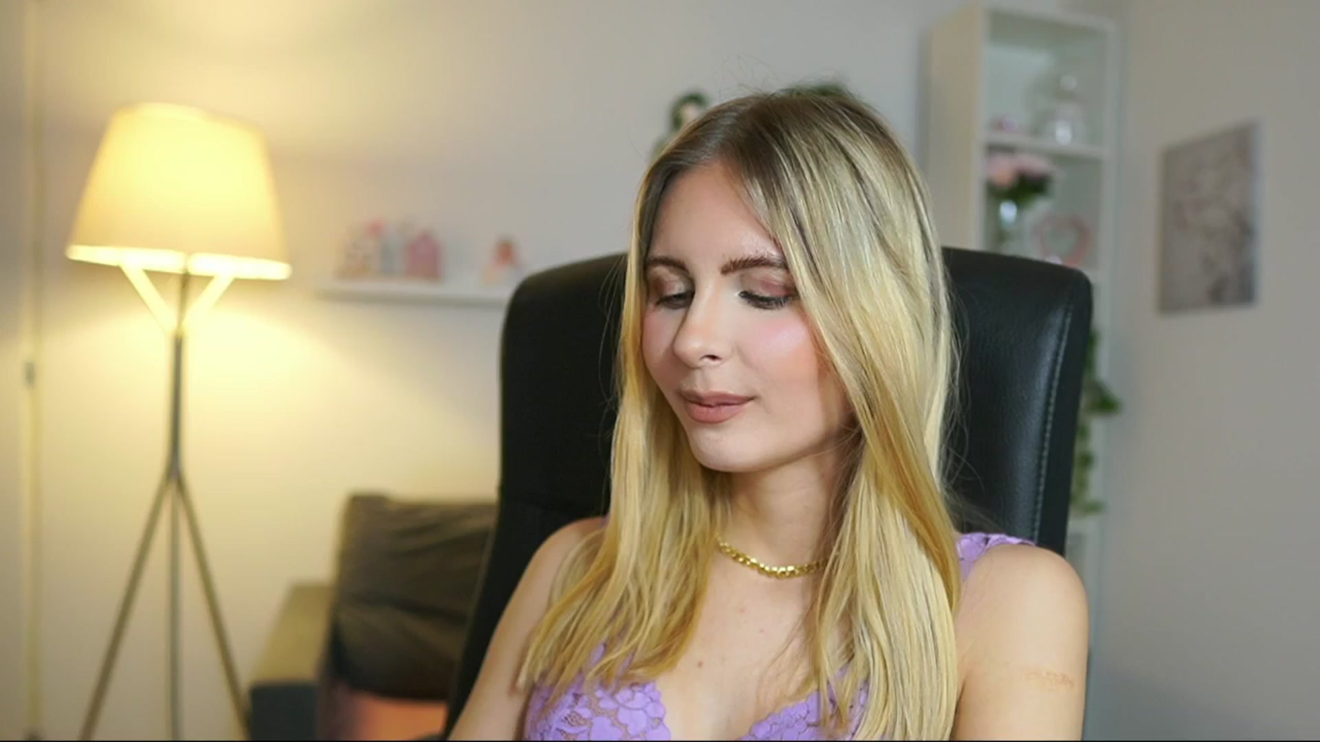 Gallery image thumbnail from Catecrago_'s myfreecams stream on, 05/27/2025, 13:58 image 19 of 20