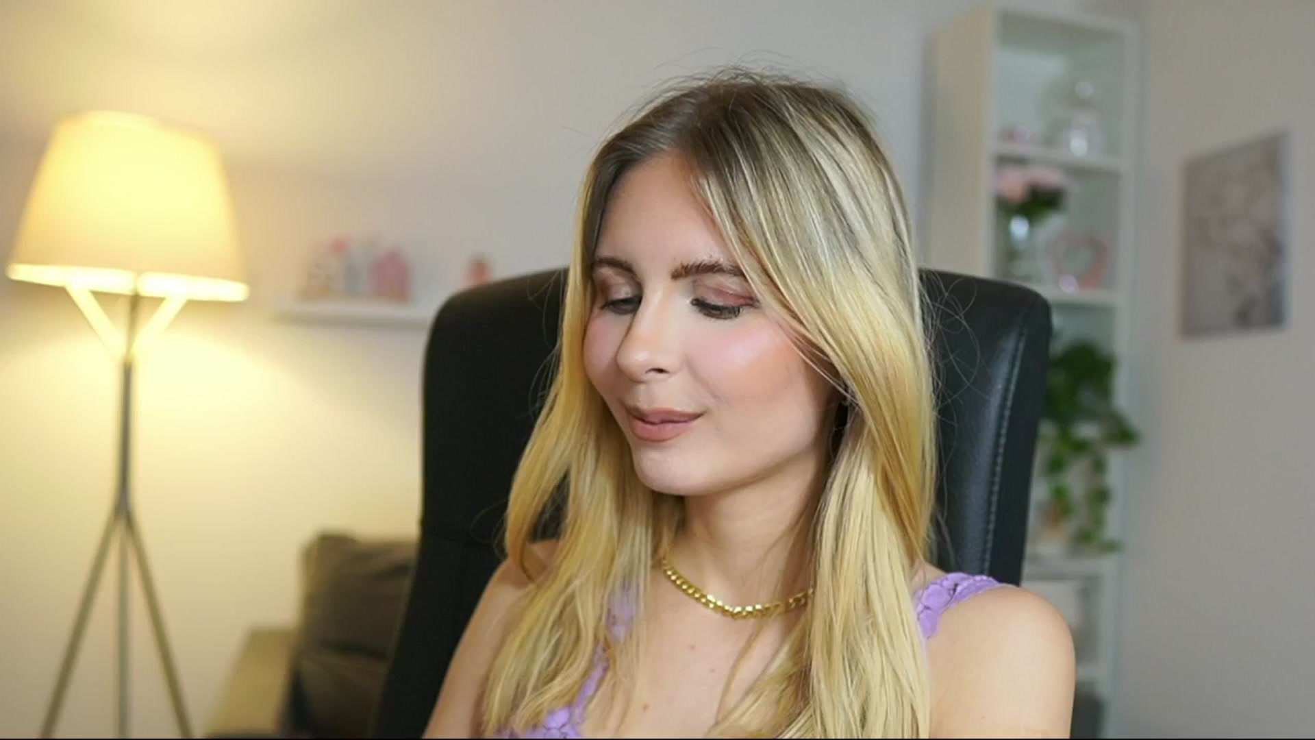 Gallery image thumbnail from Catecrago_'s myfreecams stream on, 05/27/2025, 14:44 image 11 of 20