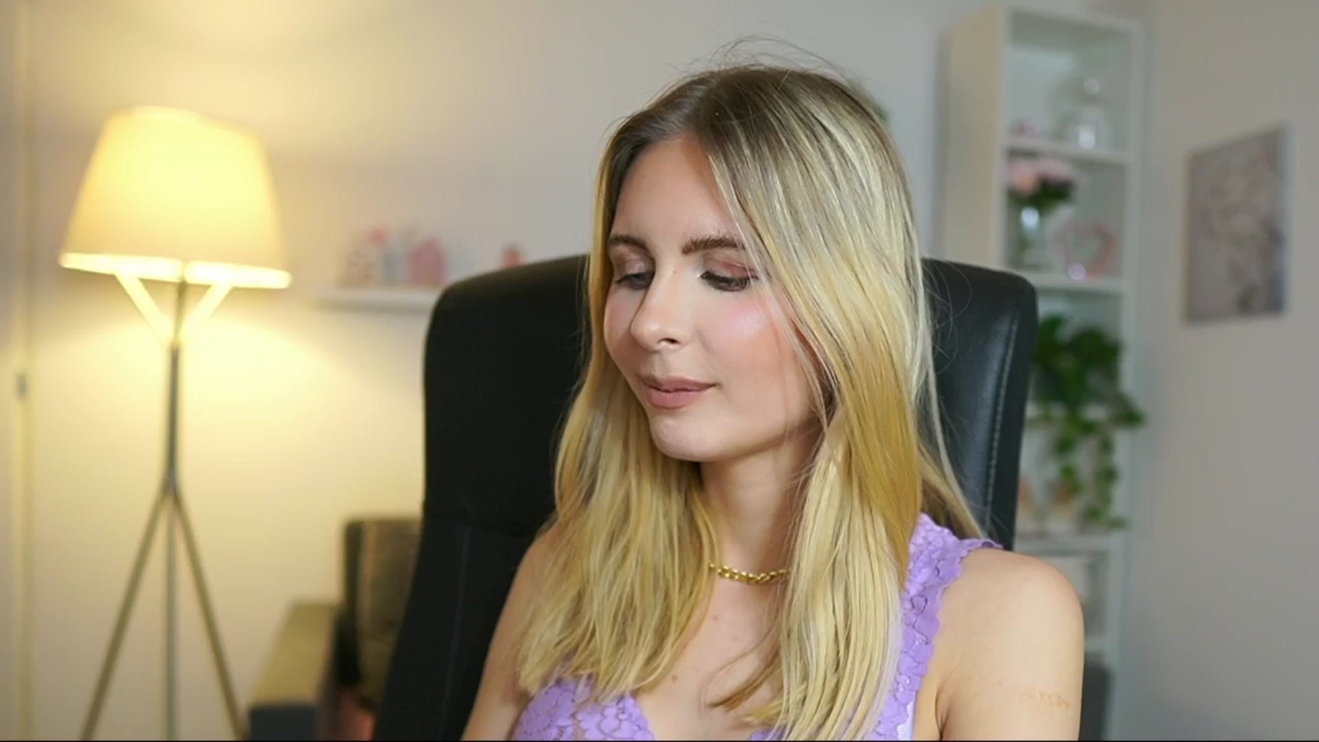 Gallery image thumbnail from Catecrago_'s myfreecams stream on, 05/27/2025, 17:47 image 15 of 20