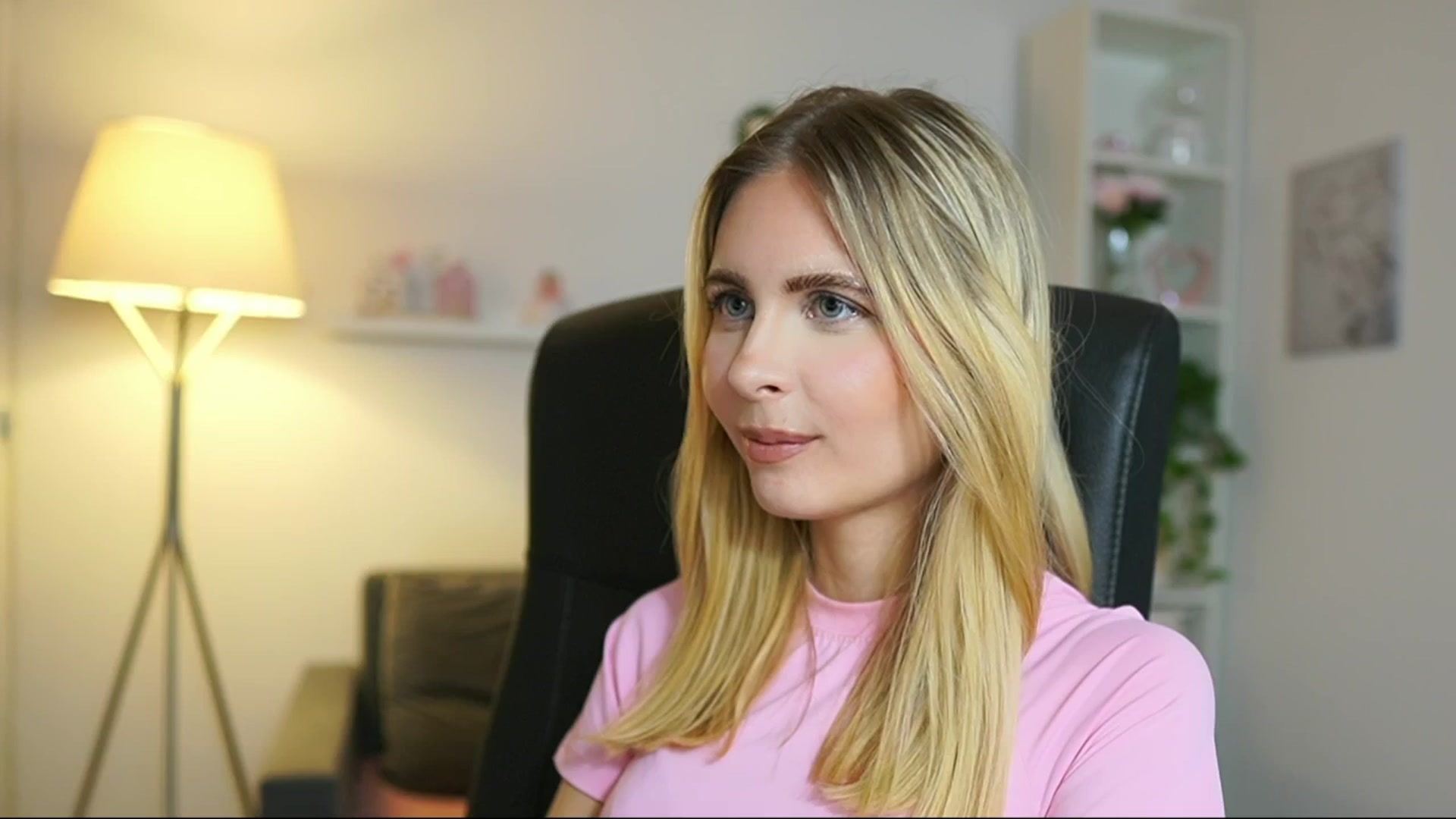 Gallery image thumbnail from Catecrago_'s myfreecams stream on, 05/28/2025, 09:50 image 18 of 20