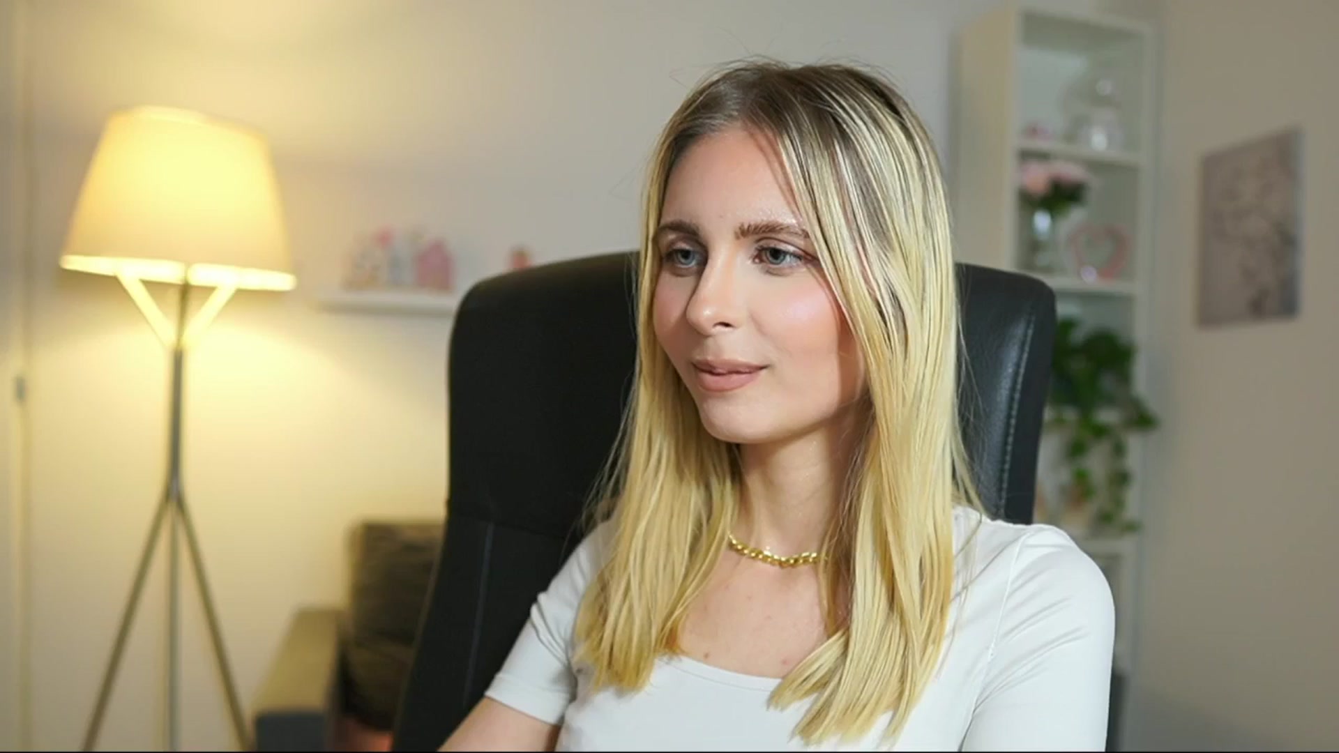 Gallery image thumbnail from Catecrago_'s myfreecams stream on, 05/30/2025, 14:29 image 20 of 20