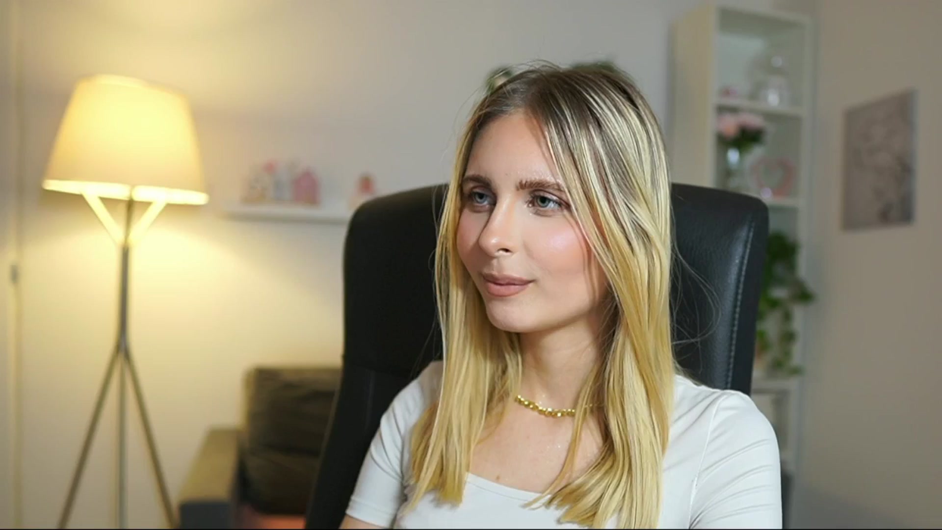Gallery image thumbnail from Catecrago_'s myfreecams stream on, 05/30/2025, 14:29 image 15 of 20