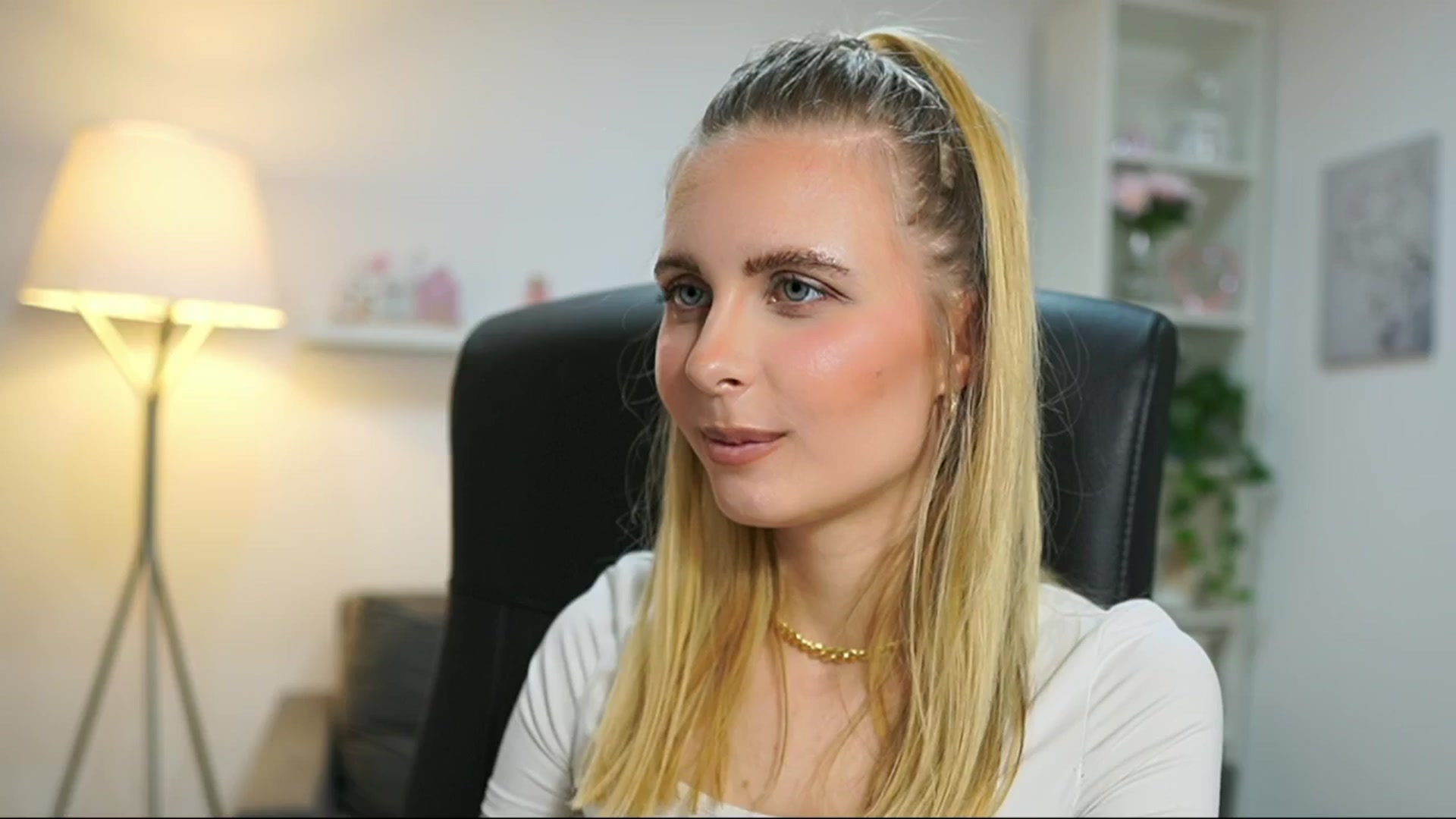 Gallery image thumbnail from Catecrago_'s myfreecams stream on, 06/03/2025, 13:12 image 20 of 20
