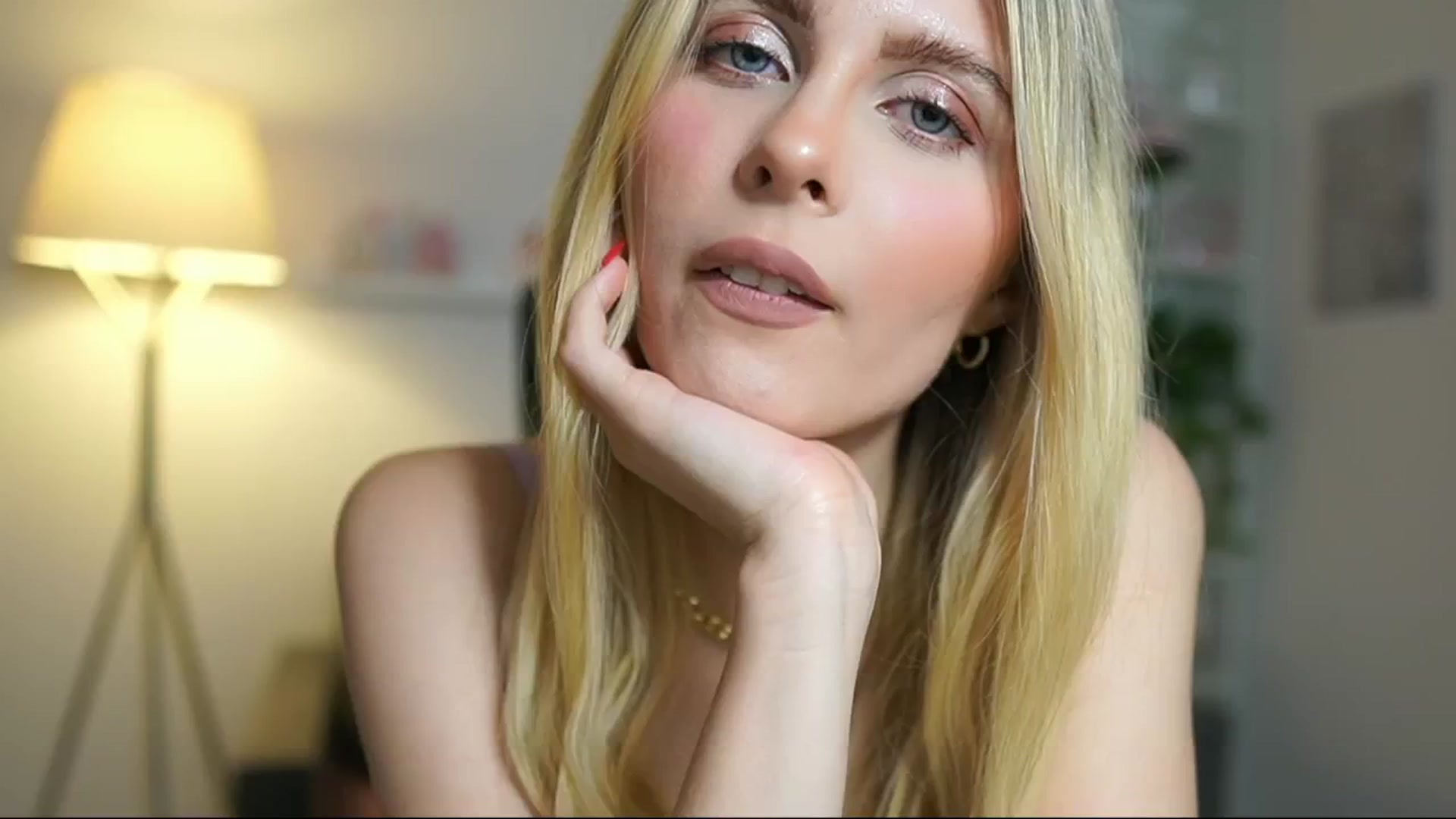 Gallery image thumbnail from Catecrago_'s myfreecams stream on, 06/05/2025, 14:09 image 2 of 20