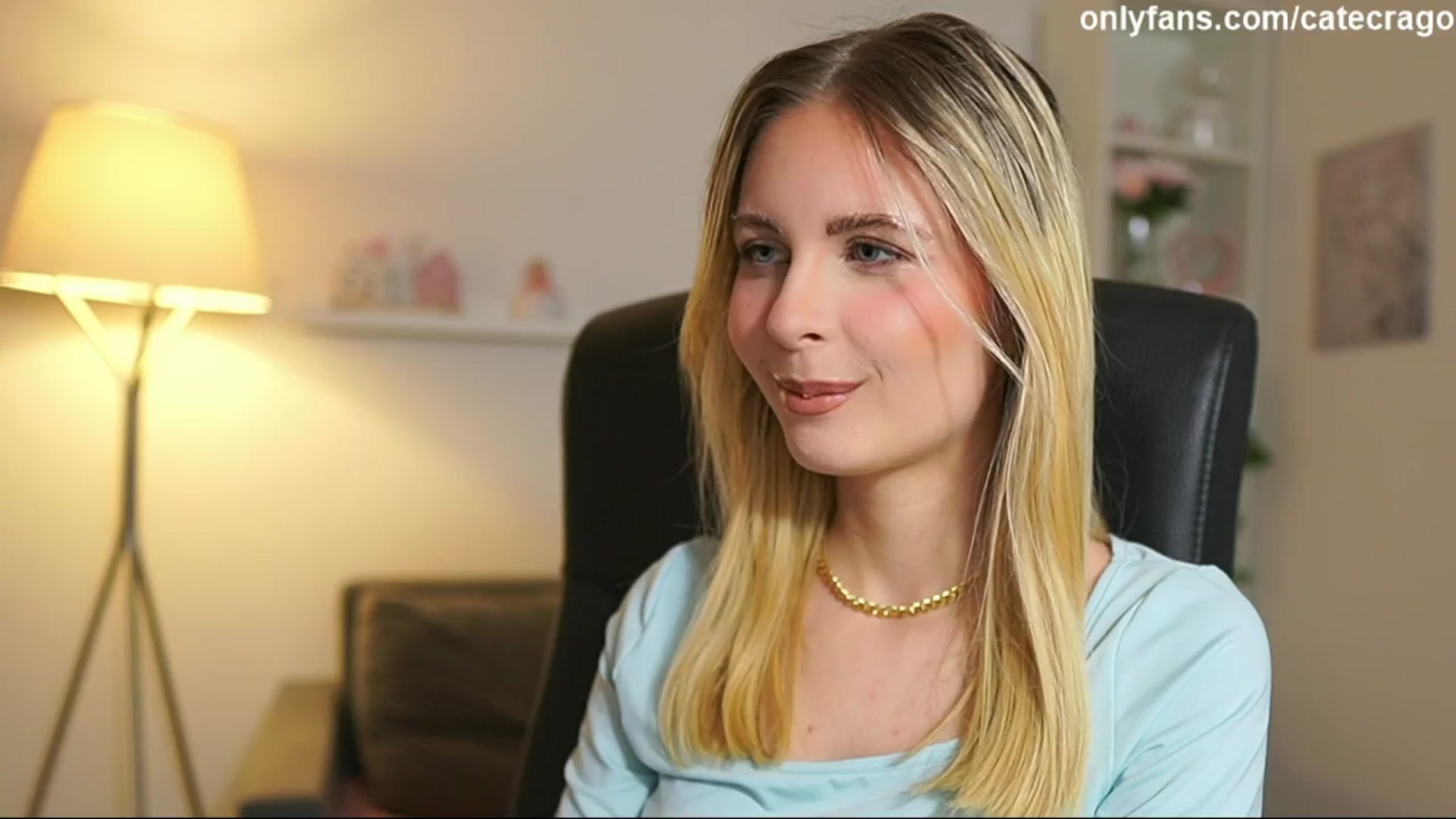 Gallery image thumbnail from Catecrago_'s myfreecams stream on, 06/25/2025, 08:26 image 3 of 20
