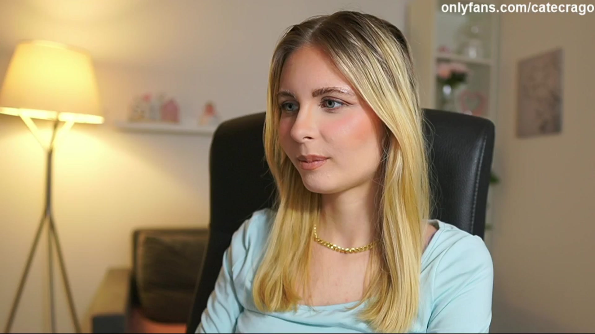 Gallery image thumbnail from Catecrago_'s myfreecams stream on, 06/25/2025, 10:57 image 6 of 20