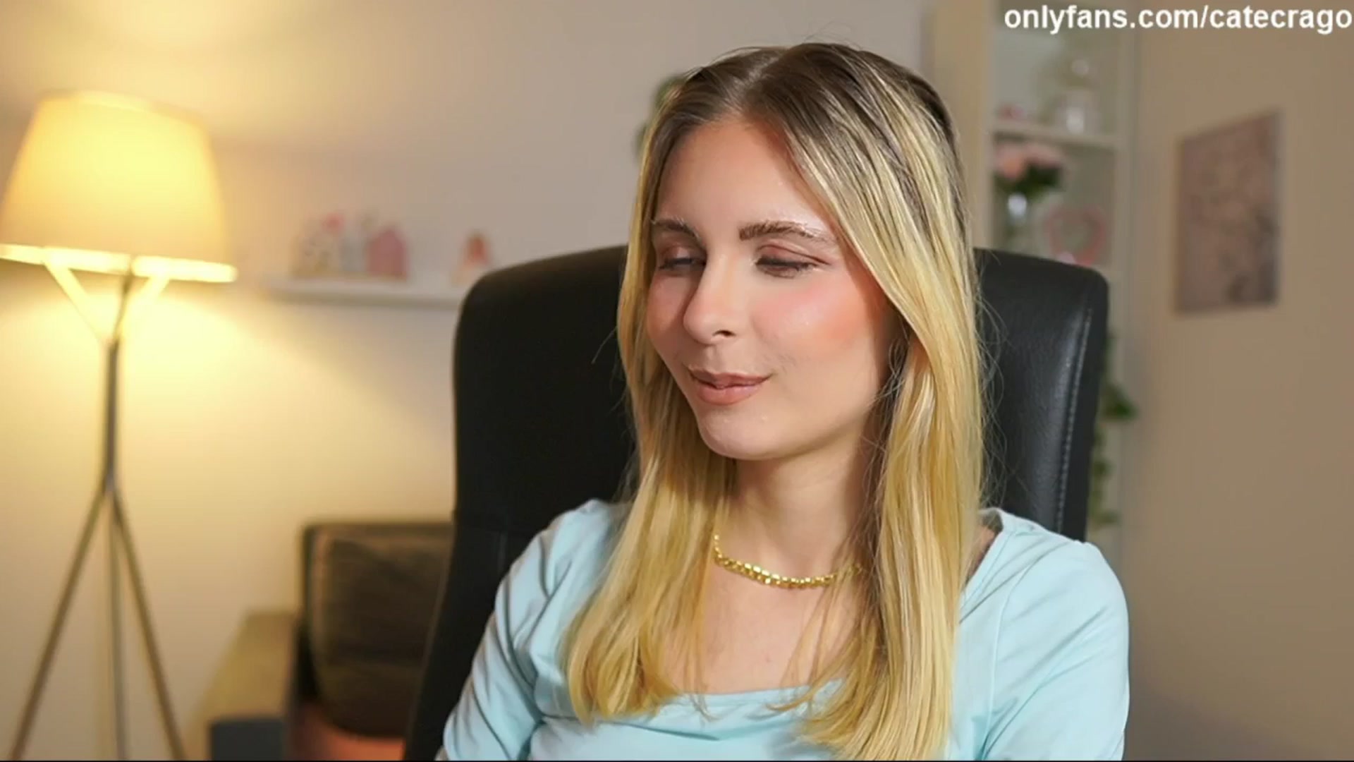 Gallery image thumbnail from Catecrago_'s myfreecams stream on, 06/25/2025, 10:57 image 8 of 20