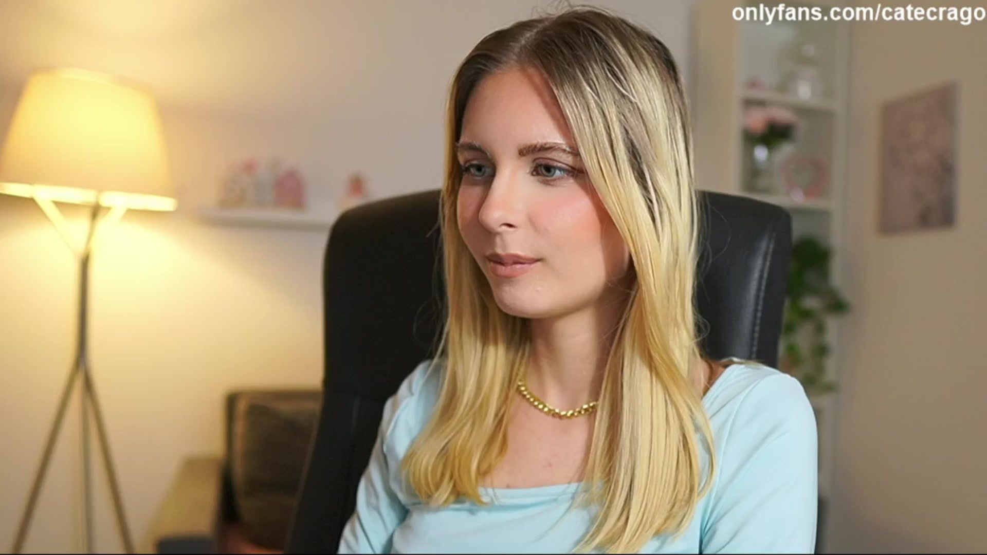Gallery image thumbnail from Catecrago_'s myfreecams stream on, 06/25/2025, 12:48 image 1 of 20