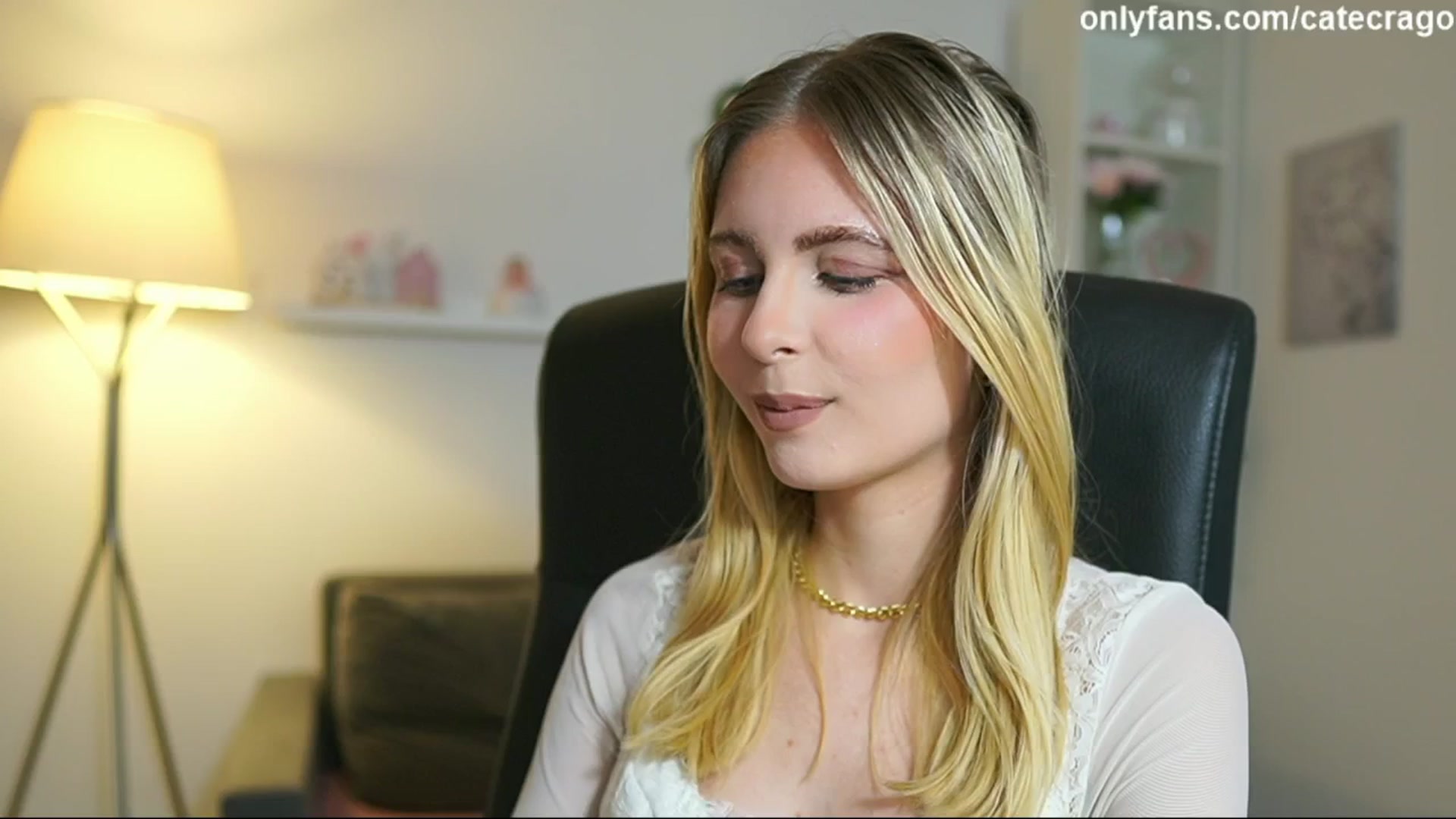 Gallery image thumbnail from Catecrago_'s myfreecams stream on, 06/26/2025, 13:49 image 1 of 20