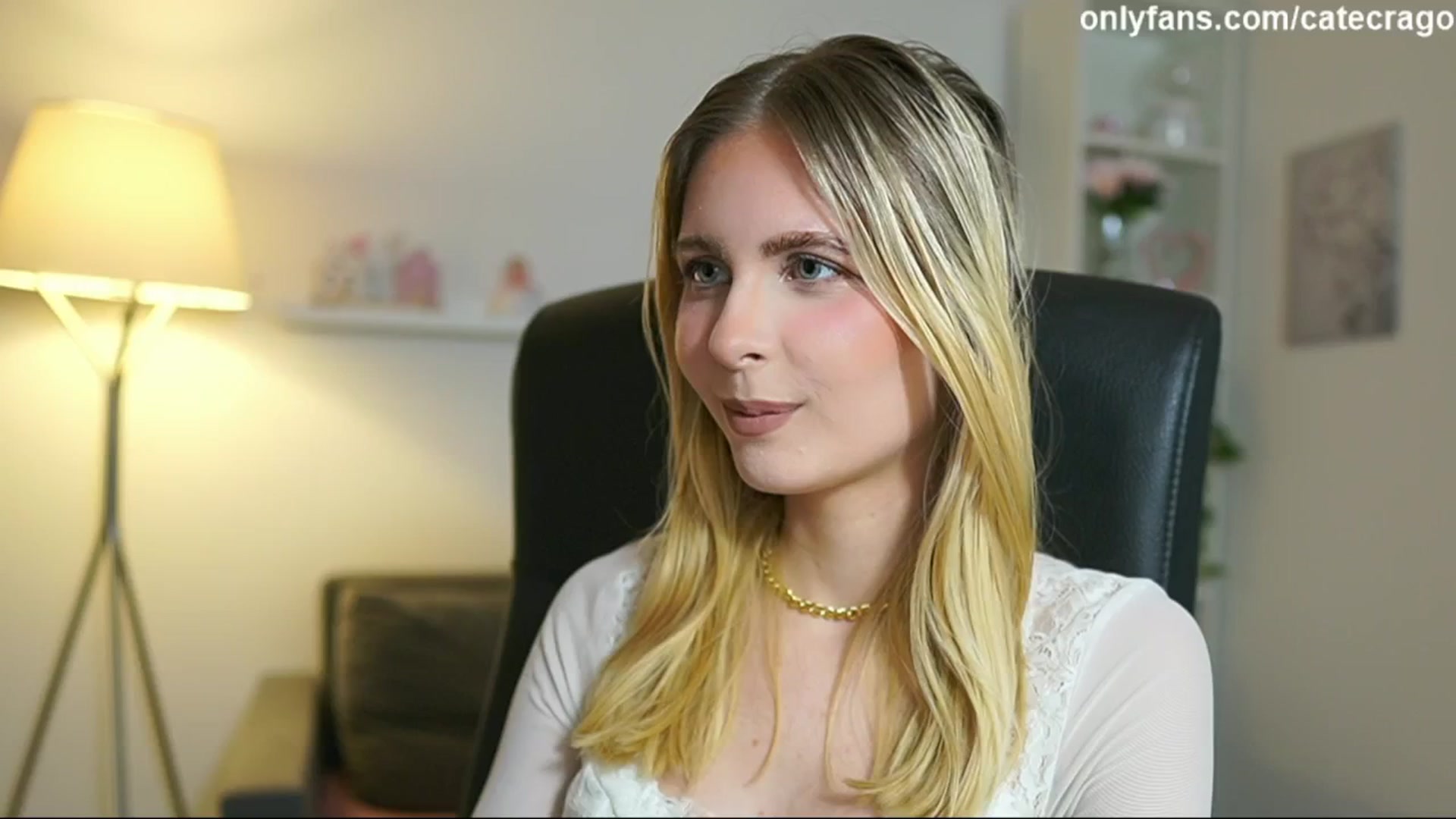 Gallery image thumbnail from Catecrago_'s myfreecams stream on, 06/26/2025, 13:49 image 2 of 20