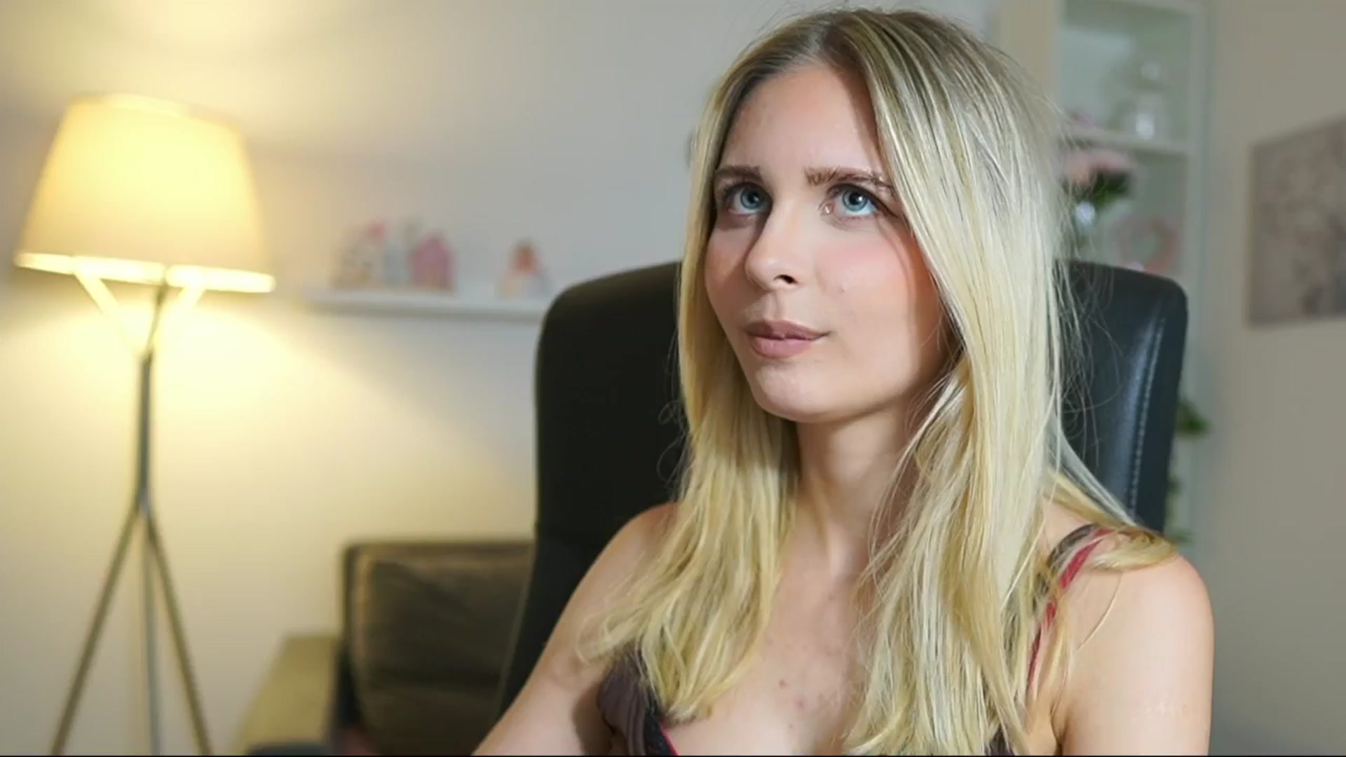 Gallery image thumbnail from Catecrago_'s myfreecams stream on, 07/01/2025, 13:30 image 3 of 20