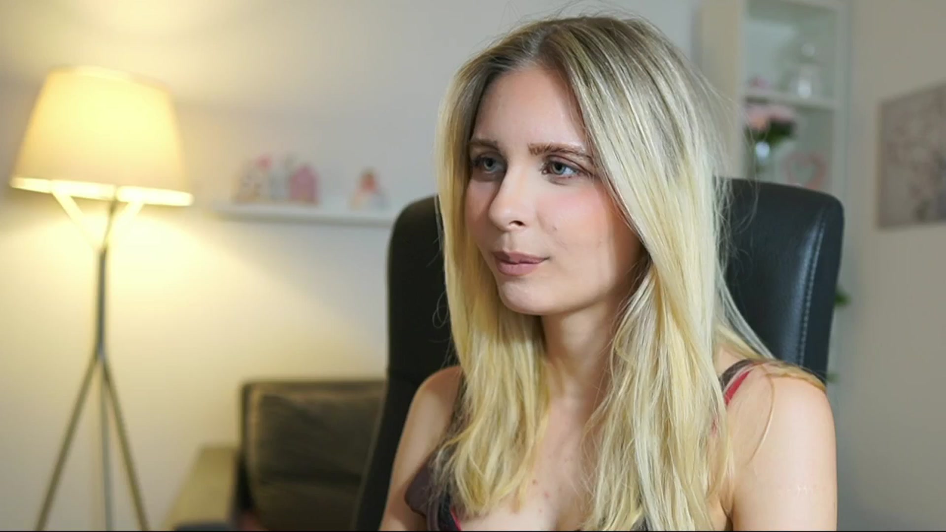 Gallery image thumbnail from Catecrago_'s myfreecams stream on, 07/01/2025, 13:30 image 11 of 20