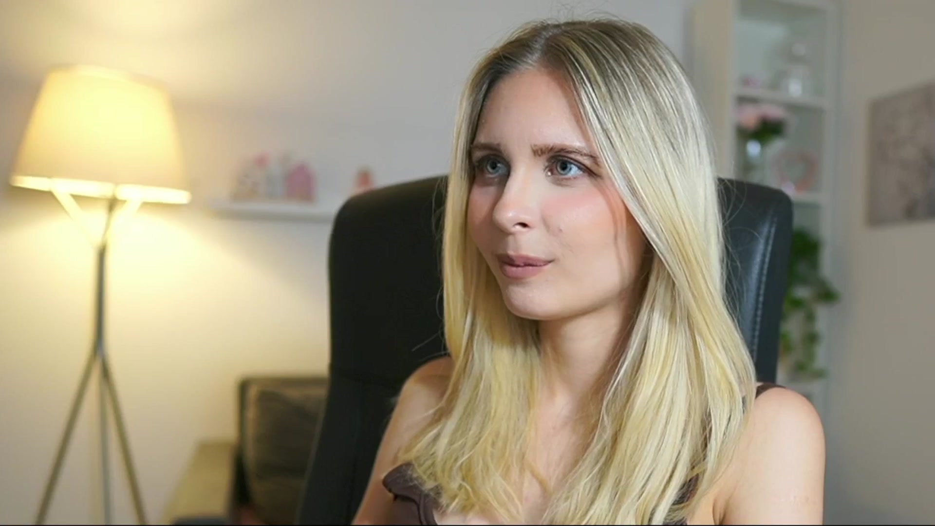 Gallery image thumbnail from Catecrago_'s myfreecams stream on, 07/01/2025, 14:48 image 18 of 20