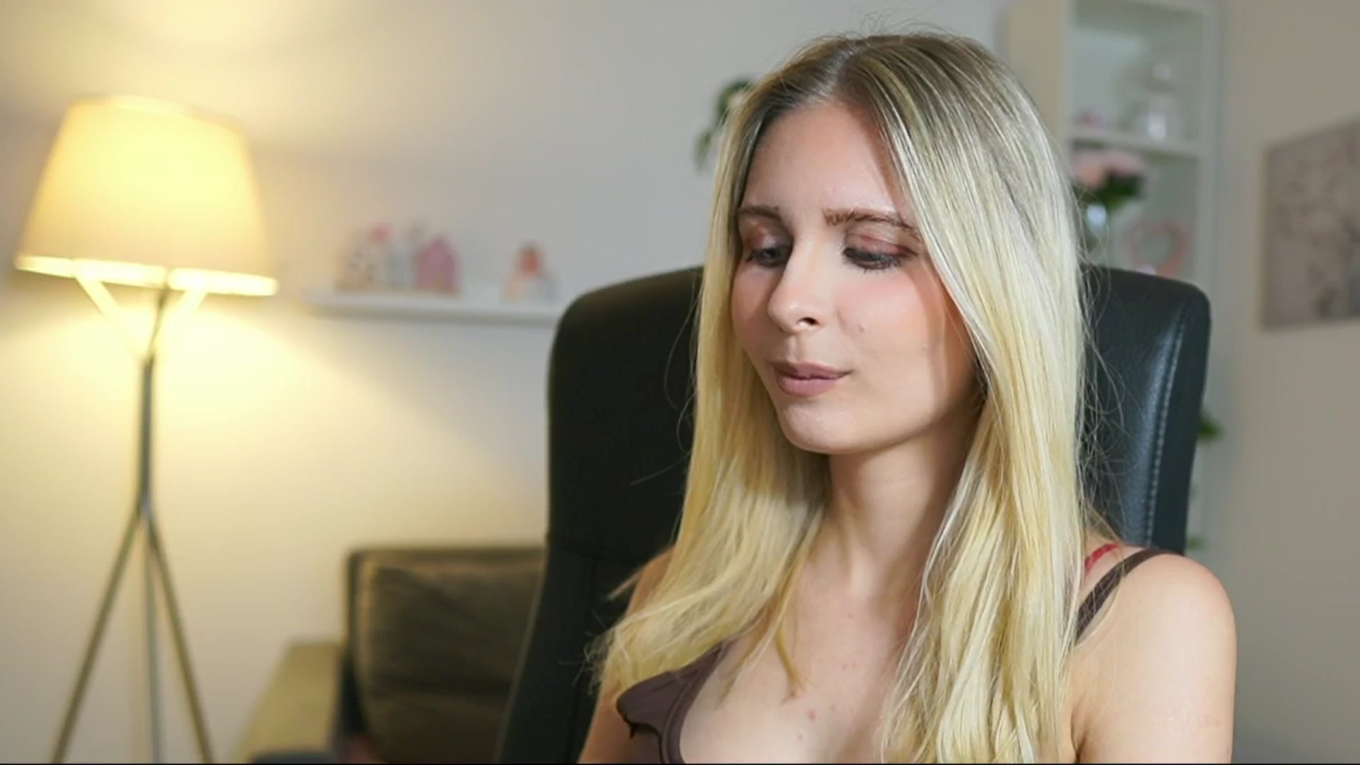 Gallery image thumbnail from Catecrago_'s myfreecams stream on, 07/01/2025, 14:48 image 5 of 20