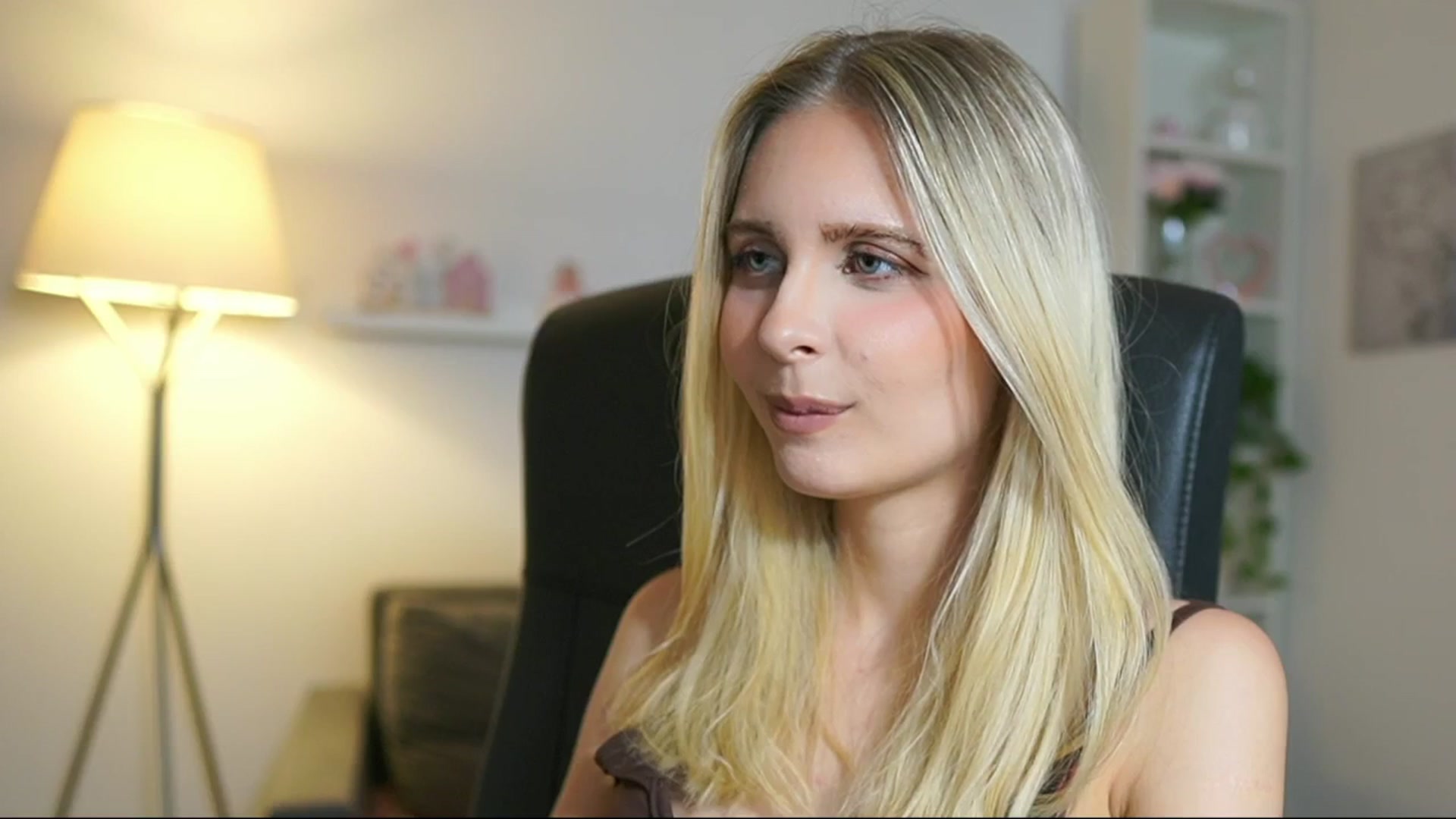 Gallery image thumbnail from Catecrago_'s myfreecams stream on, 07/01/2025, 14:48 image 20 of 20