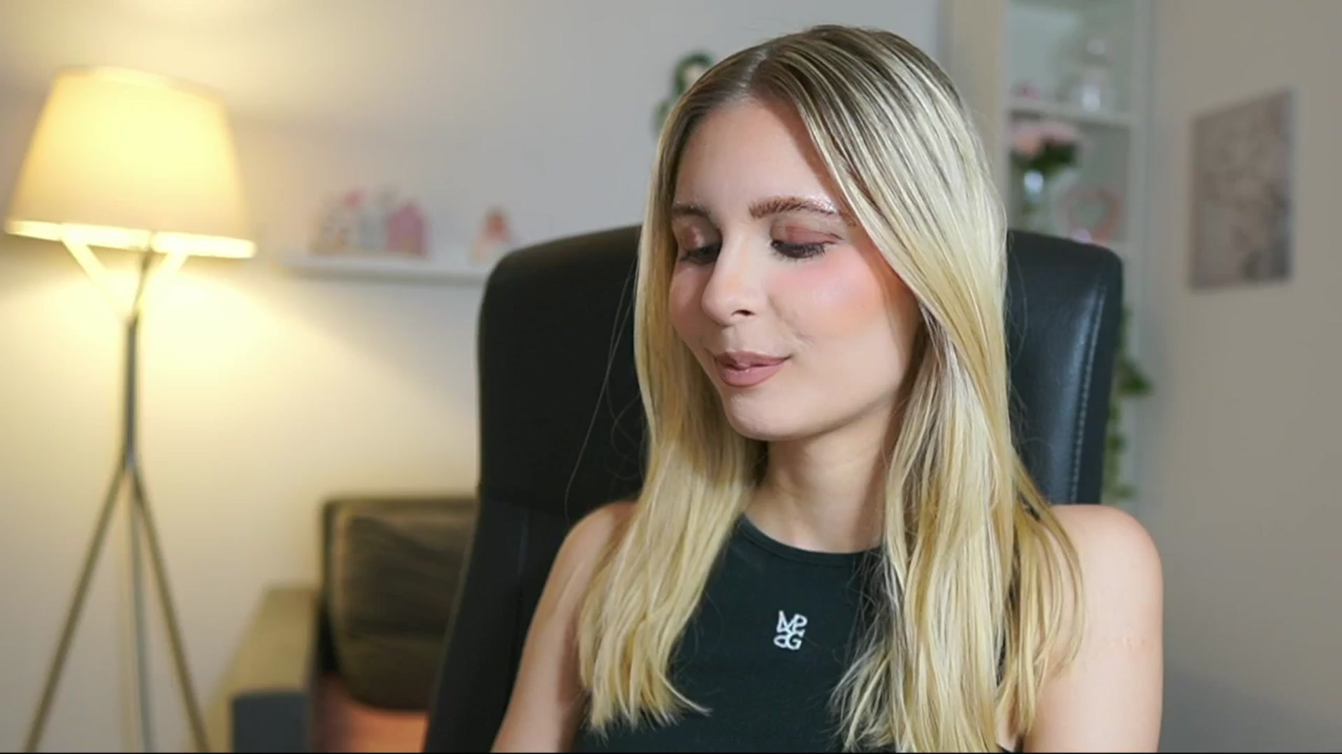 Gallery image thumbnail from Catecrago_'s myfreecams stream on, 07/03/2025, 08:13 image 8 of 20