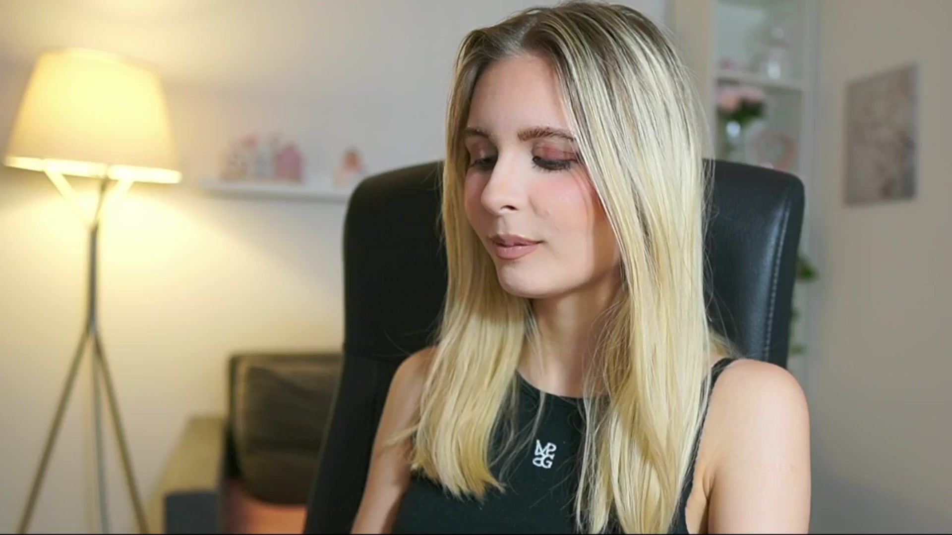 Gallery image thumbnail from Catecrago_'s myfreecams stream on, 07/03/2025, 09:04 image 12 of 20