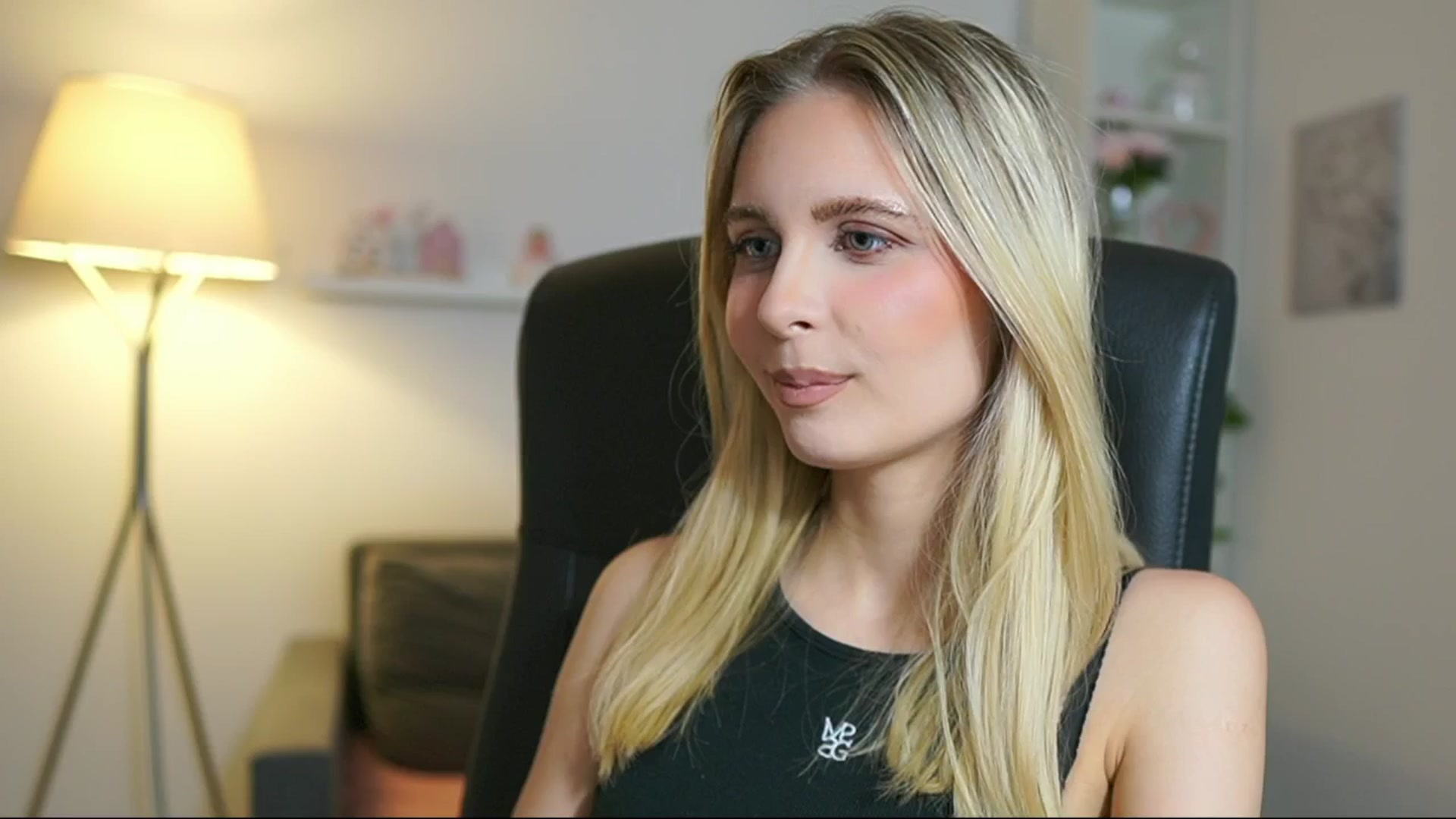 Gallery image thumbnail from Catecrago_'s myfreecams stream on, 07/03/2025, 09:04 image 3 of 20