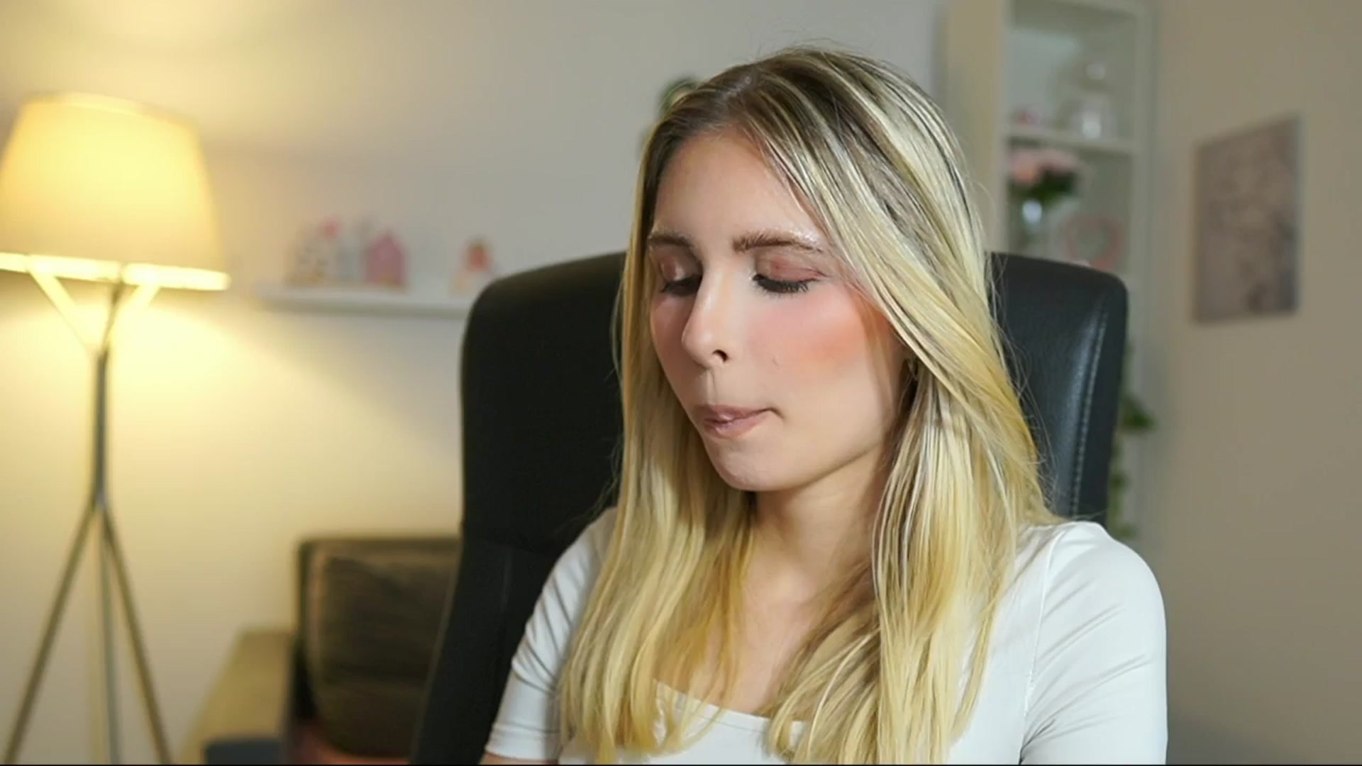 Gallery image thumbnail from Catecrago_'s myfreecams stream on, 07/04/2025, 15:23 image 17 of 20