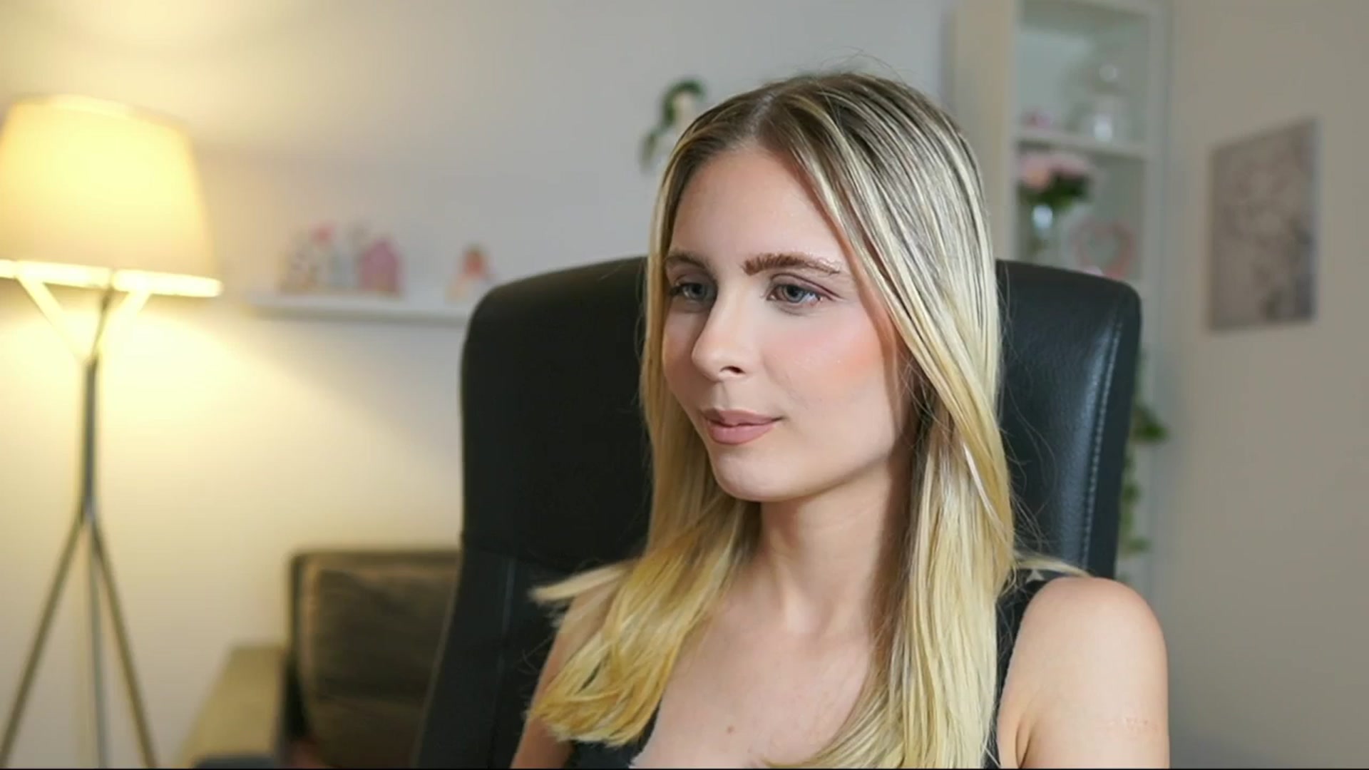 Gallery image thumbnail from Catecrago_'s myfreecams stream on, 07/07/2025, 15:48 image 18 of 20