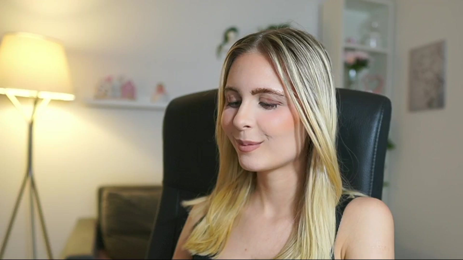 Gallery image thumbnail from Catecrago_'s myfreecams stream on, 07/07/2025, 15:48 image 19 of 20