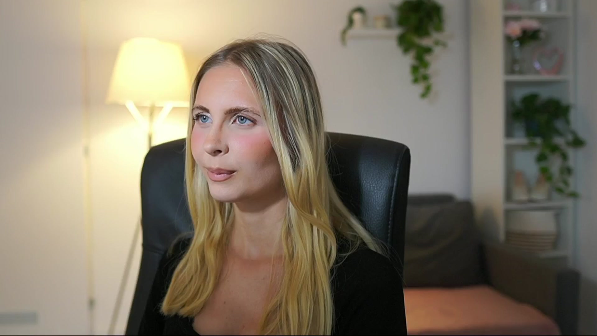 Gallery image thumbnail from Catecrago_'s myfreecams stream on, 07/29/2025, 16:55 image 10 of 20