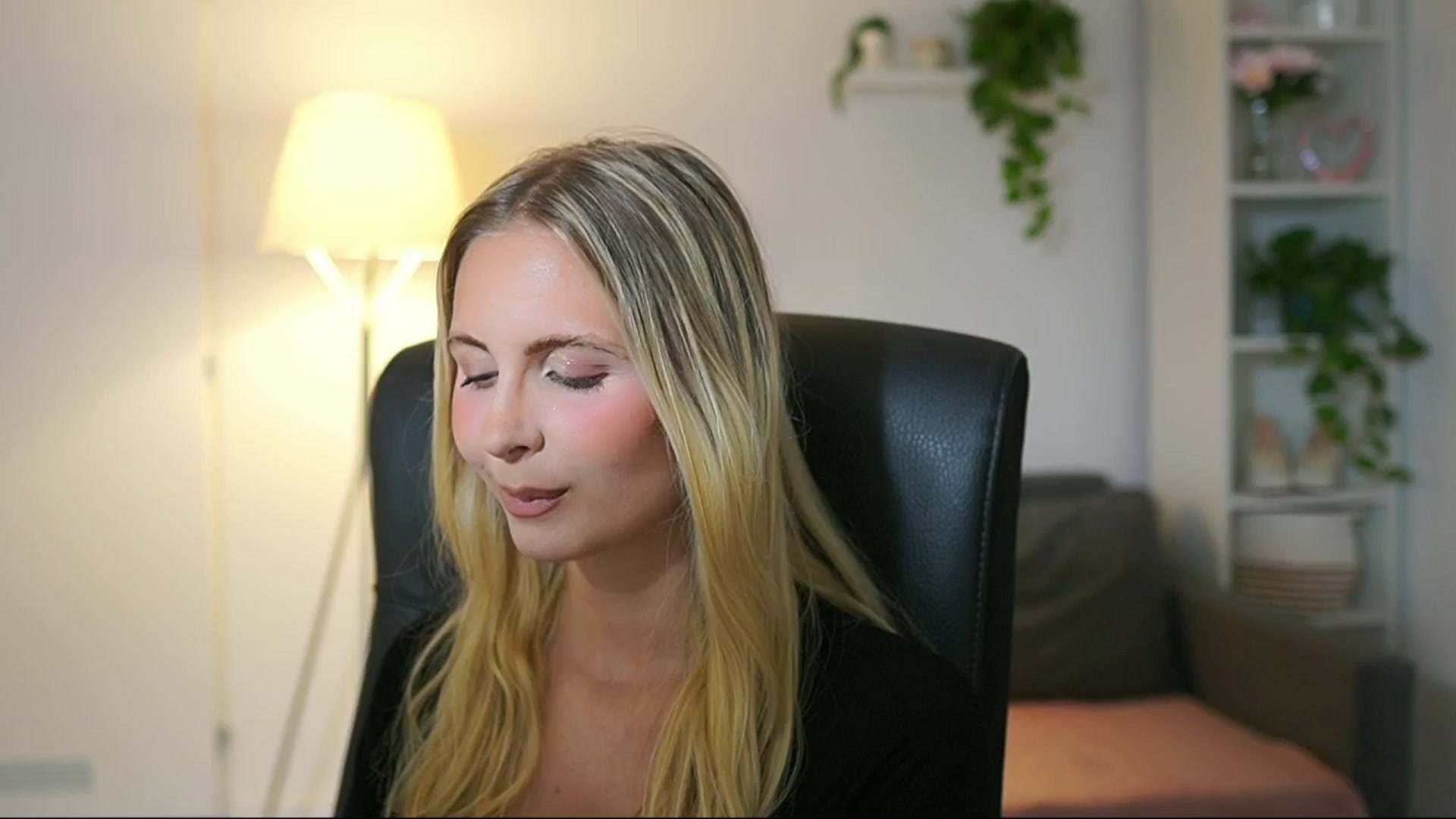 Gallery image thumbnail from Catecrago_'s myfreecams stream on, 07/29/2025, 16:55 image 4 of 20