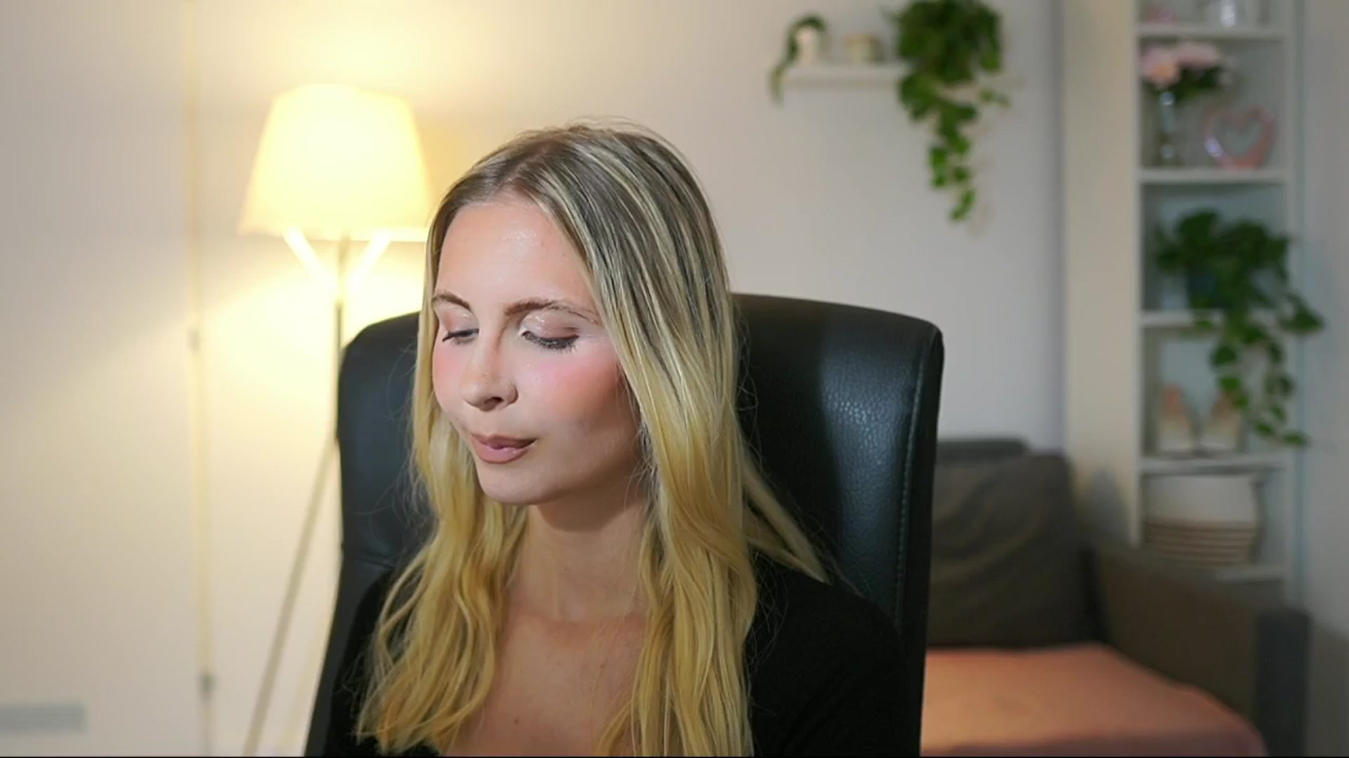 Gallery image thumbnail from Catecrago_'s myfreecams stream on, 07/29/2025, 16:55 image 3 of 20