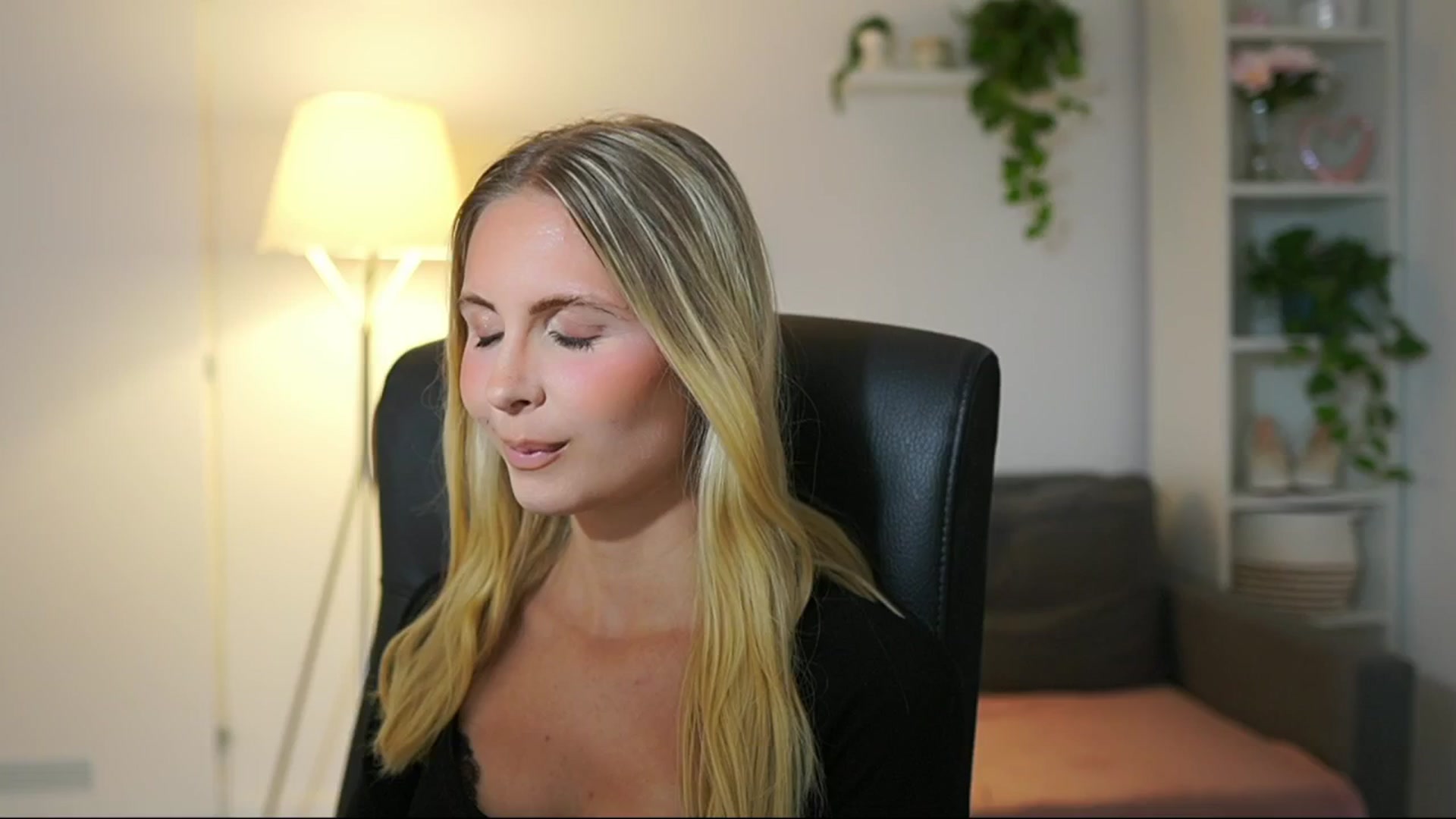 Gallery image thumbnail from Catecrago_'s myfreecams stream on, 07/29/2025, 17:54 image 5 of 20
