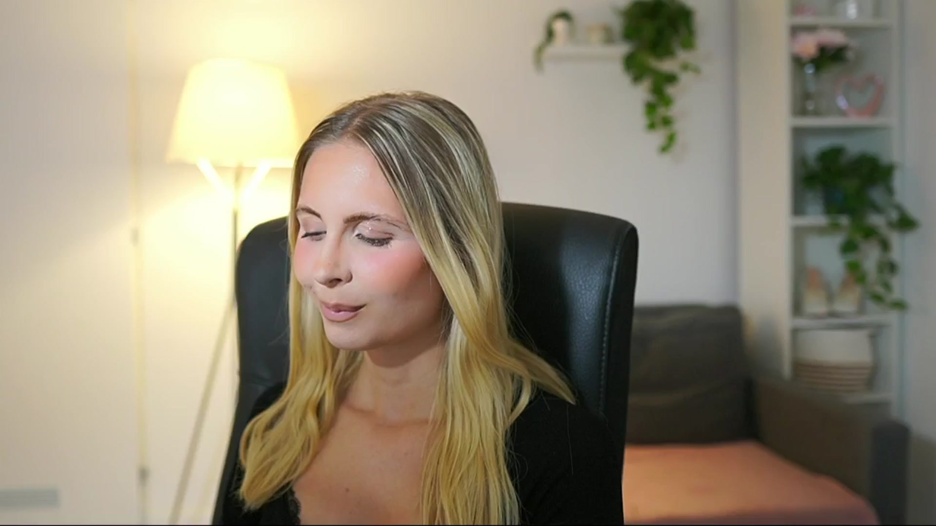 Gallery image thumbnail from Catecrago_'s myfreecams stream on, 07/29/2025, 17:54 image 11 of 20