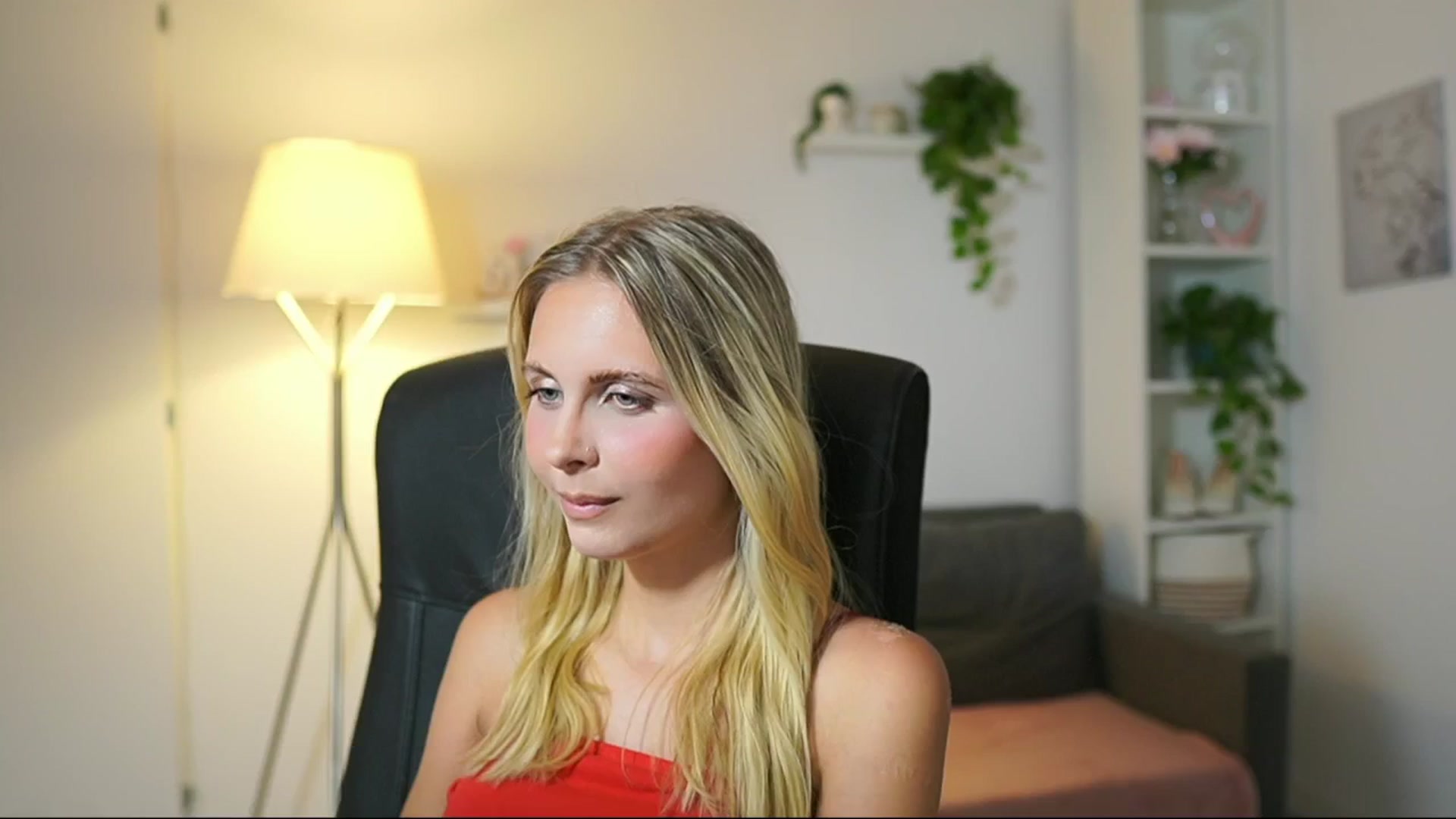Gallery image thumbnail from Catecrago_'s myfreecams stream on, 07/30/2025, 12:58 image 11 of 20