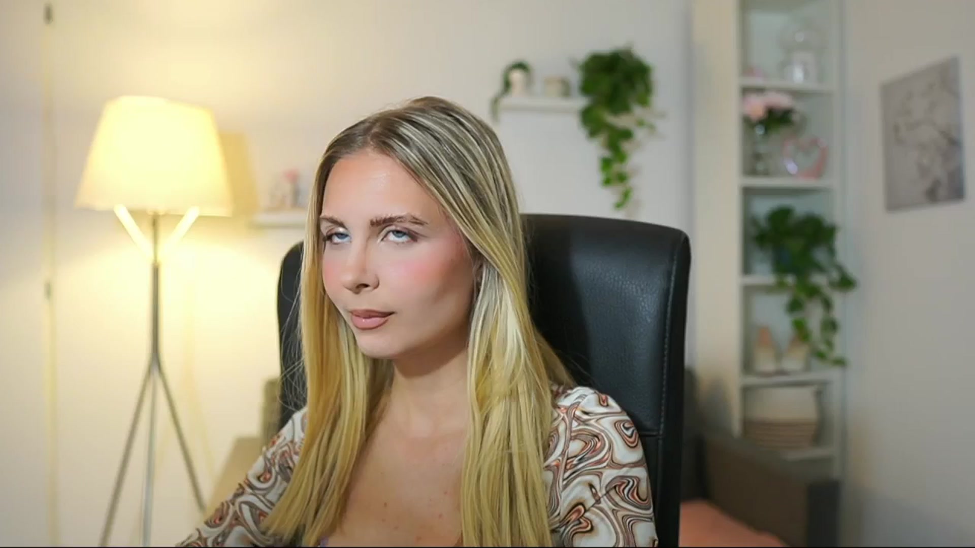 Gallery image thumbnail from Catecrago_'s myfreecams stream on, 07/31/2025, 08:16 image 2 of 20