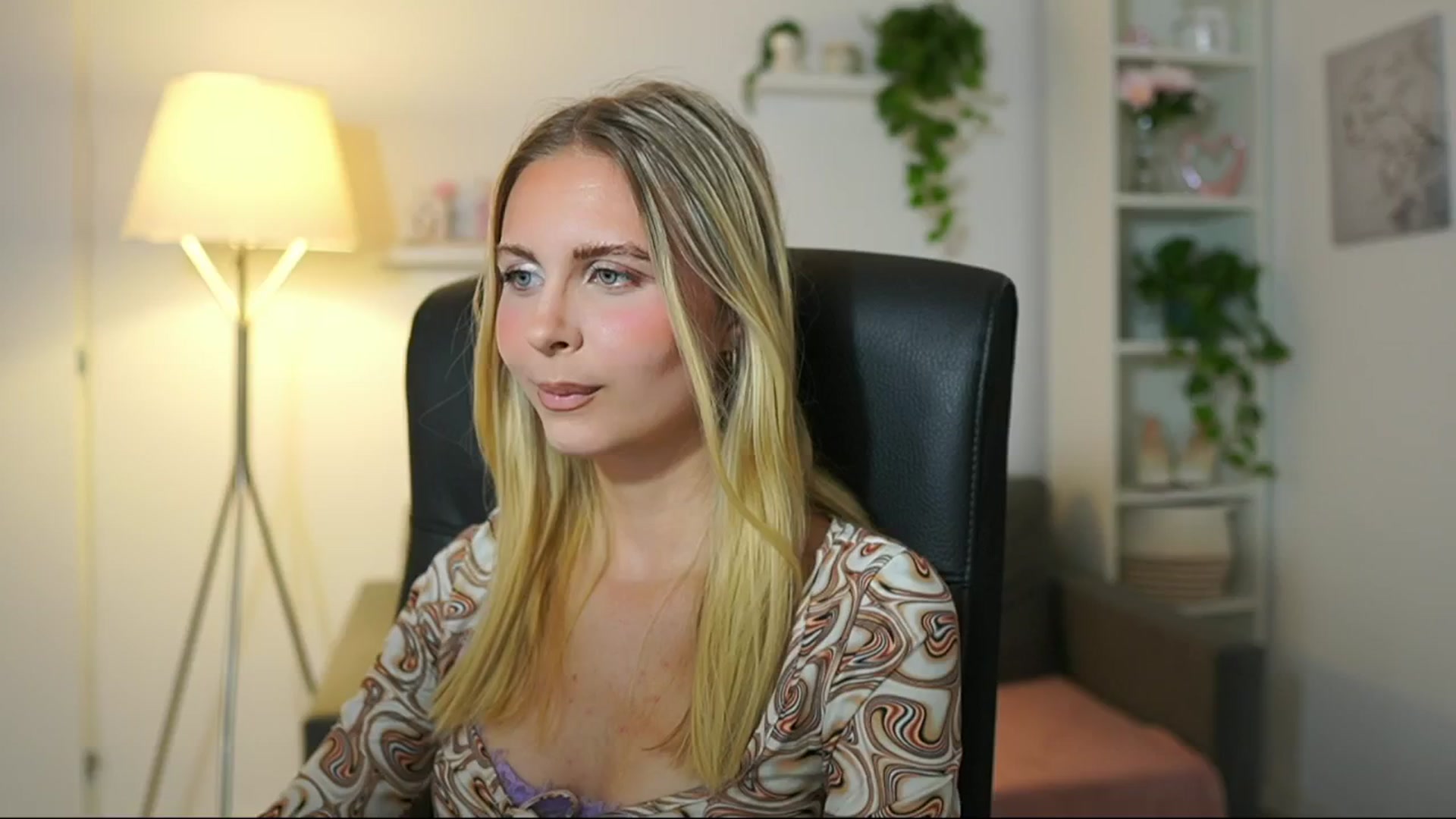 Gallery image thumbnail from Catecrago_'s myfreecams stream on, 07/31/2025, 11:04 image 2 of 20