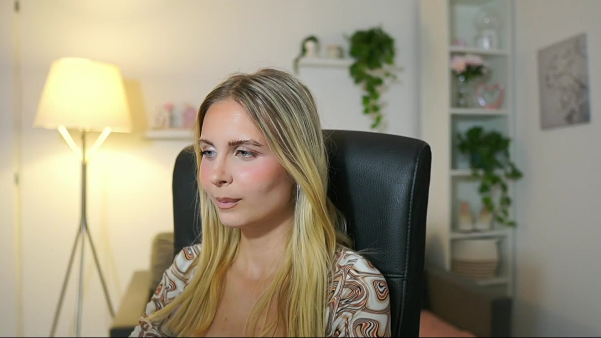 Gallery image thumbnail from Catecrago_'s myfreecams stream on, 07/31/2025, 12:48 image 5 of 20
