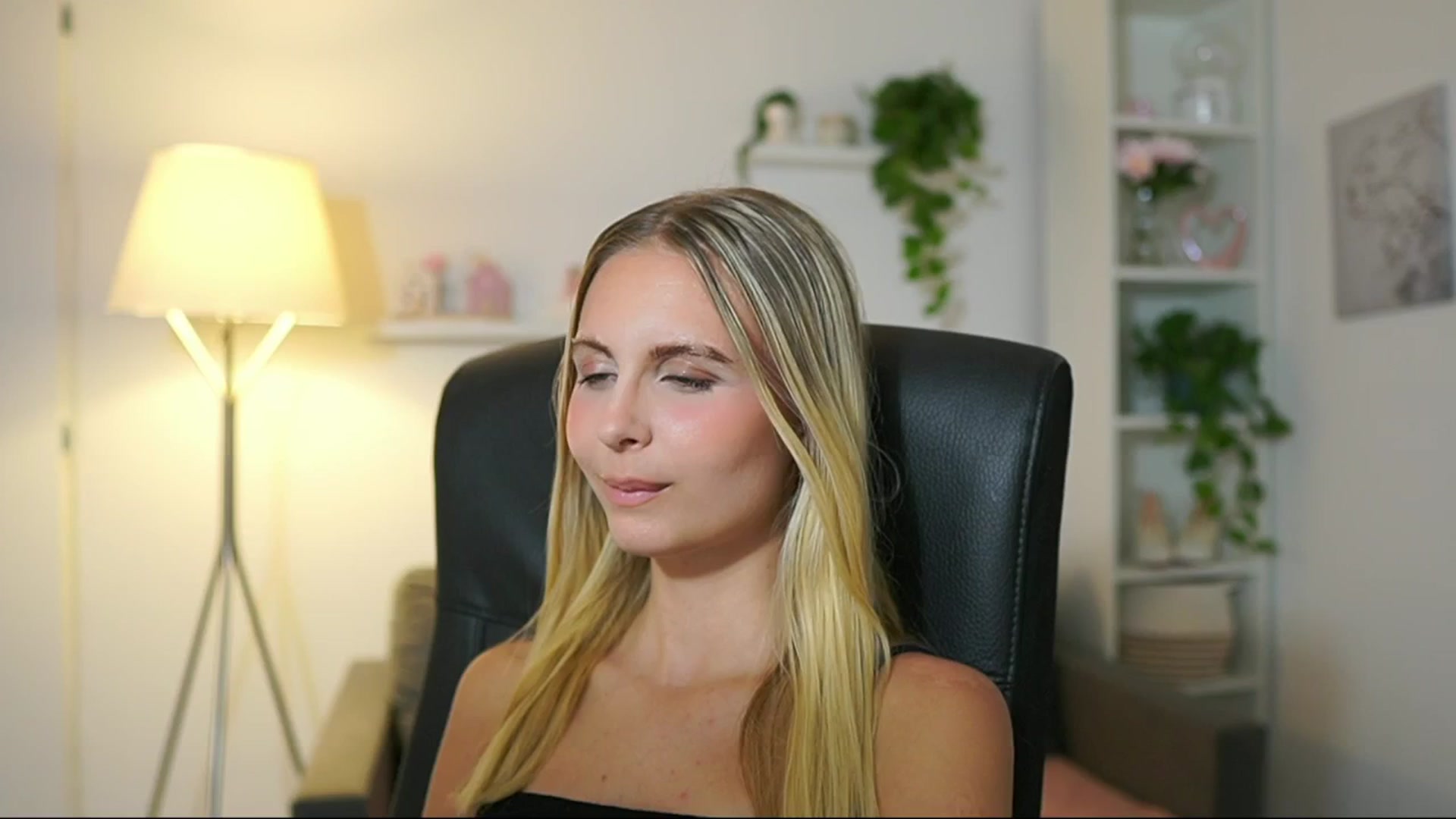 Gallery image thumbnail from Catecrago_'s myfreecams stream on, 08/01/2025, 14:41 image 10 of 20