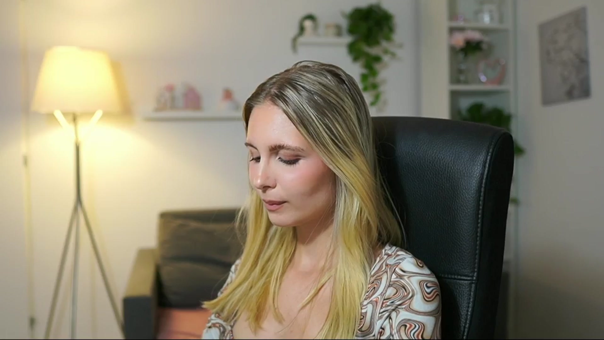 Gallery image thumbnail from Catecrago_'s myfreecams stream on, 08/06/2025, 12:59 image 12 of 20