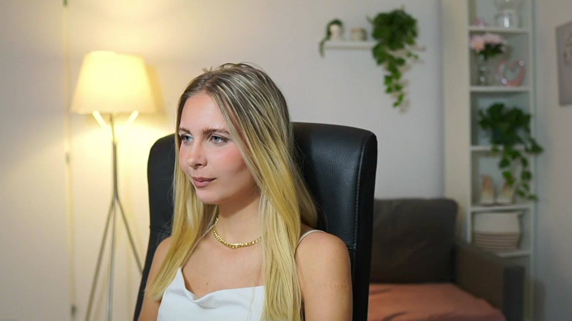 Gallery image thumbnail from Catecrago_'s myfreecams stream on, 08/08/2025, 08:39 image 2 of 20