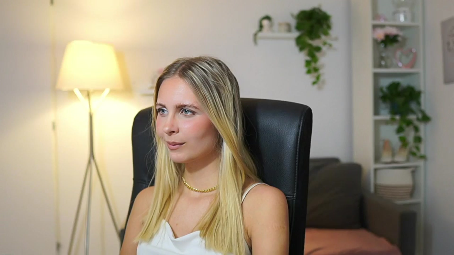 Gallery image thumbnail from Catecrago_'s myfreecams stream on, 08/08/2025, 11:35 image 4 of 20
