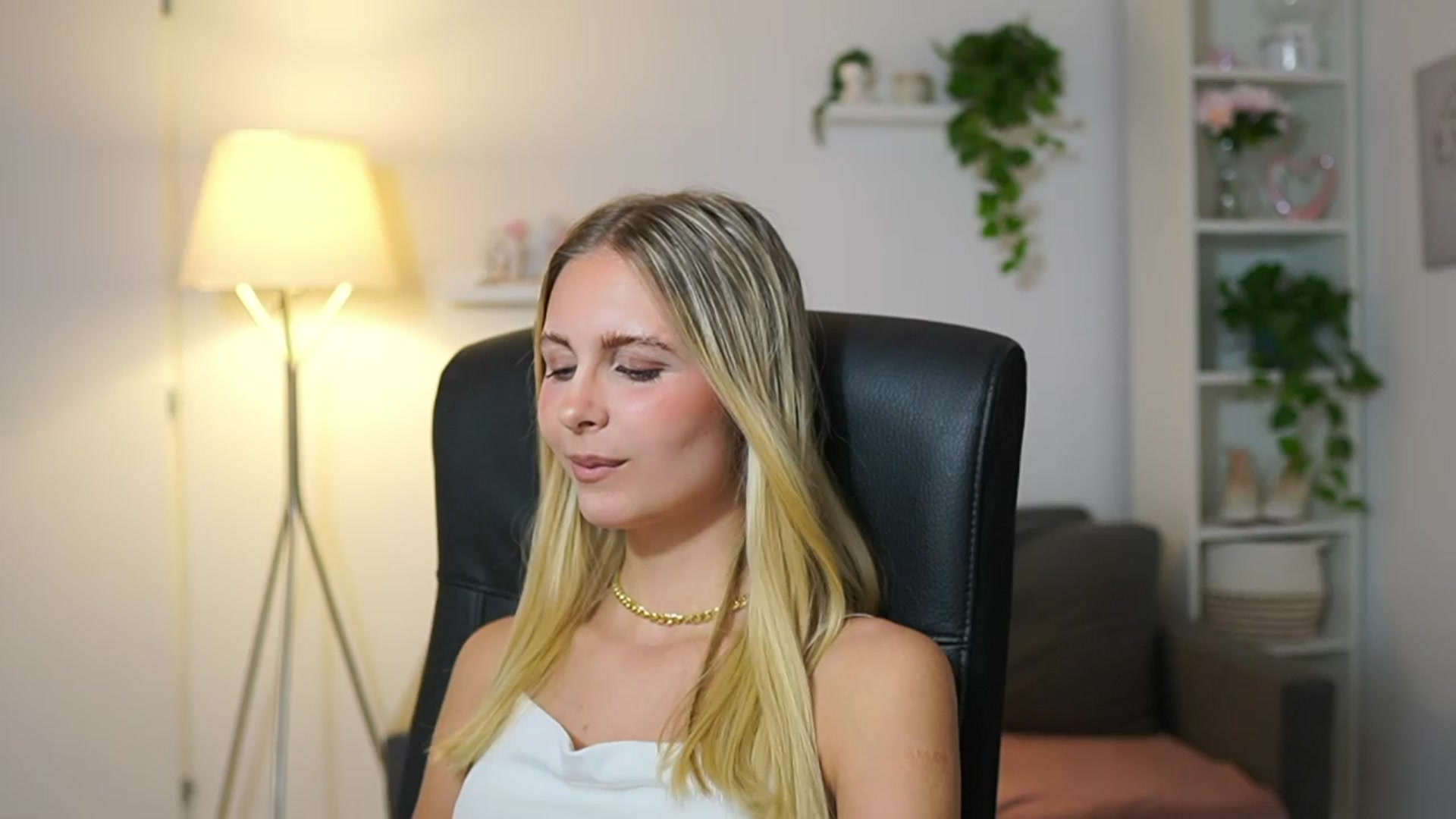 Gallery image thumbnail from Catecrago_'s myfreecams stream on, 08/08/2025, 11:35 image 13 of 20