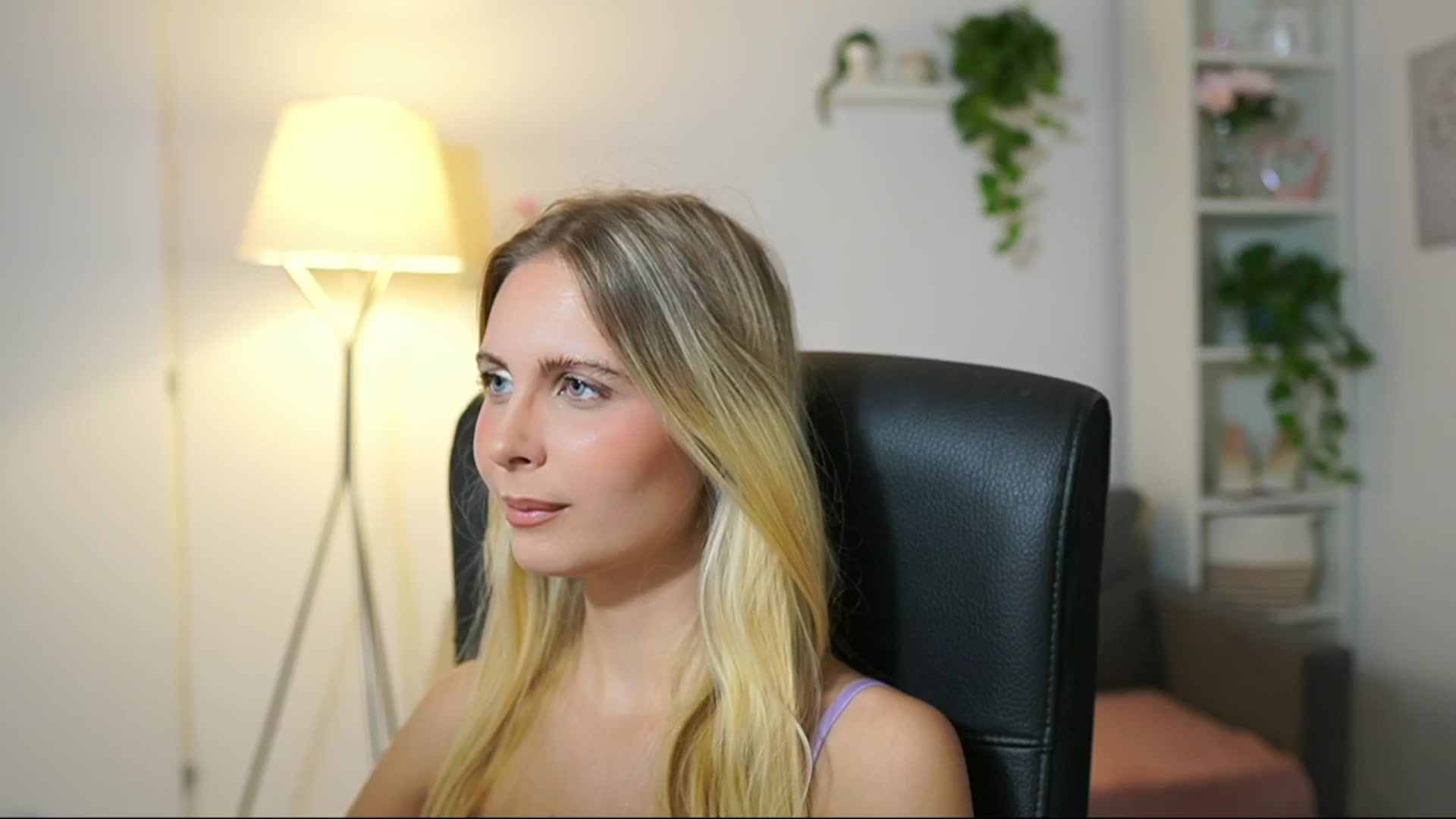 Gallery image thumbnail from Catecrago_'s myfreecams stream on, 09/02/2025, 08:58 image 16 of 20