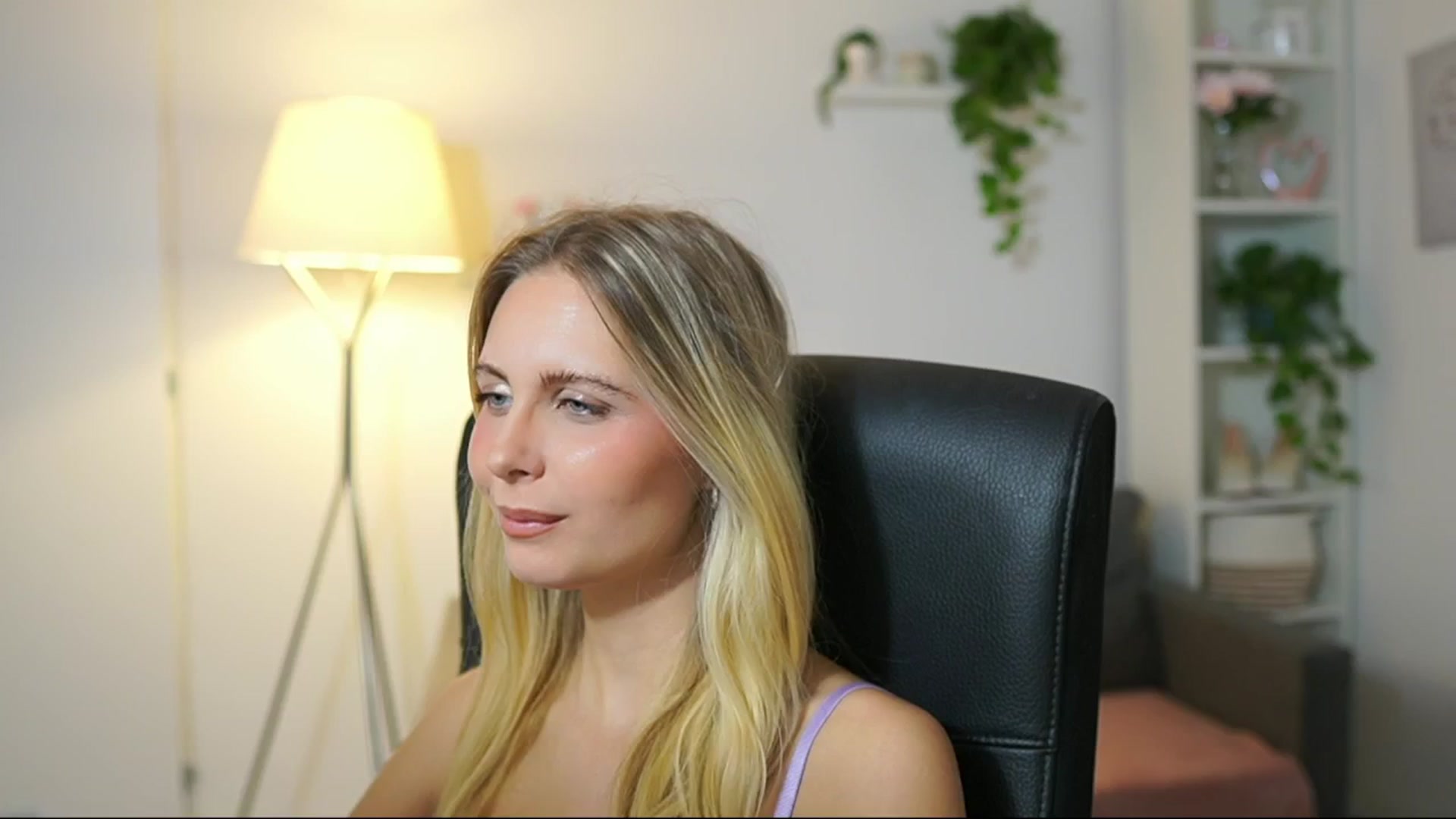 Gallery image thumbnail from Catecrago_'s myfreecams stream on, 09/02/2025, 08:58 image 20 of 20