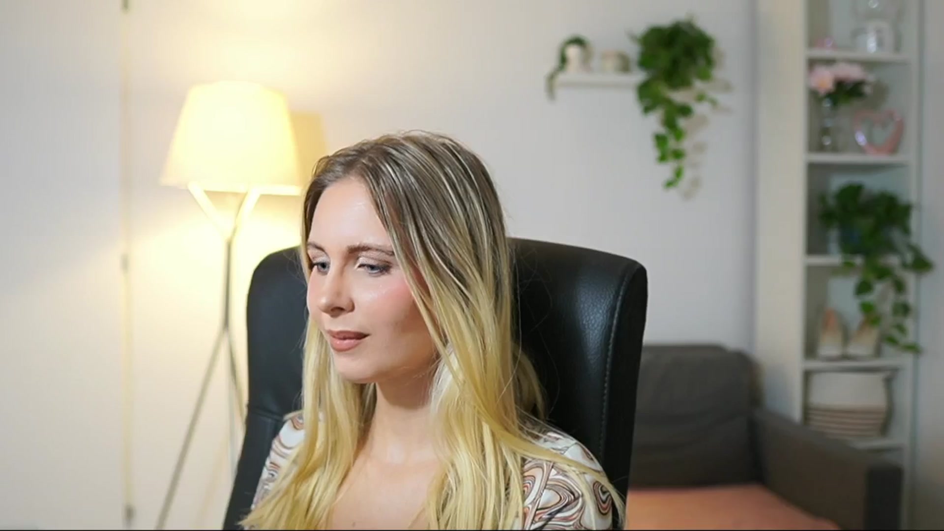 Gallery image thumbnail from Catecrago_'s myfreecams stream on, 09/04/2025, 15:02 image 8 of 20