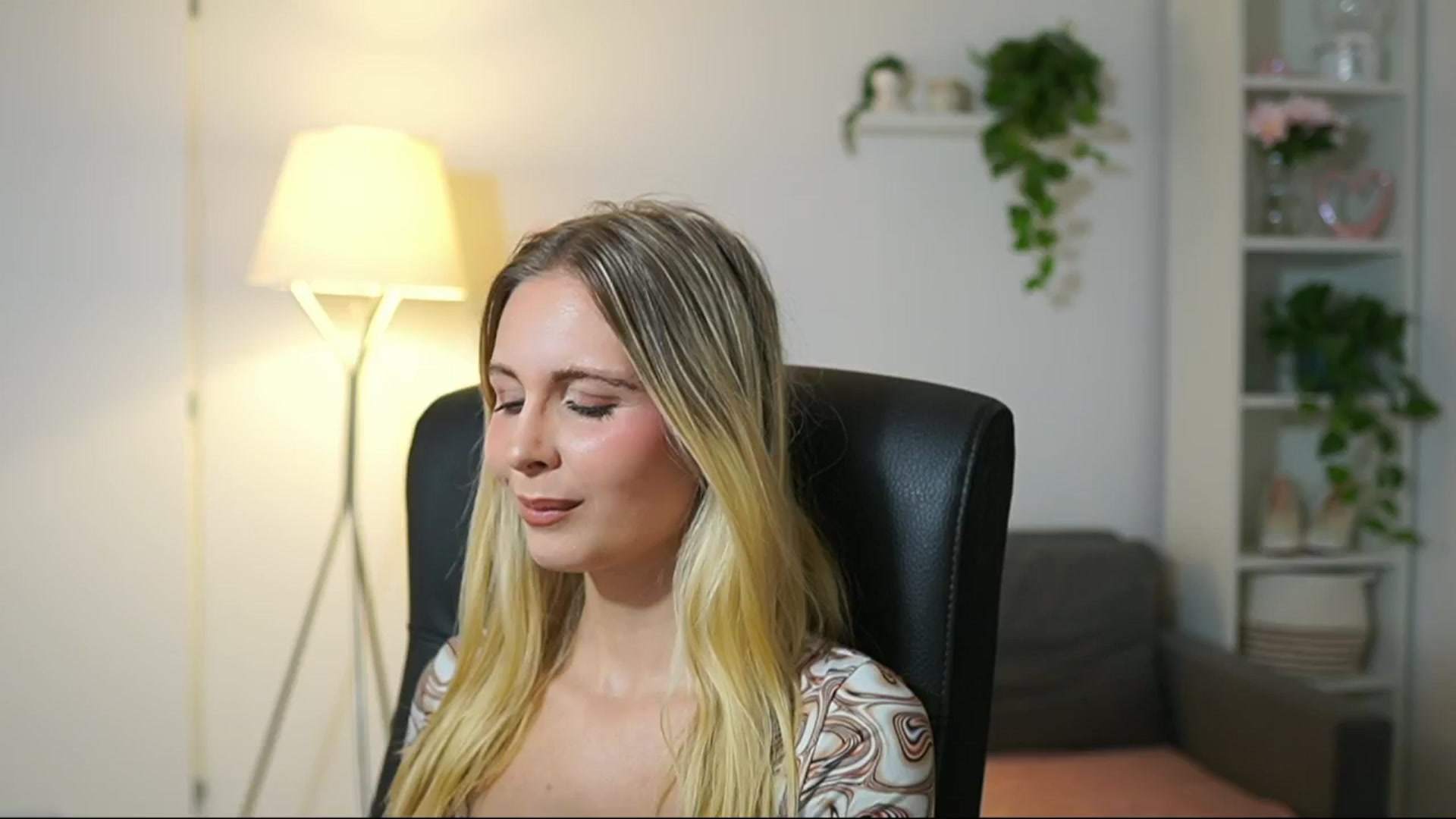 Gallery image thumbnail from Catecrago_'s myfreecams stream on, 09/04/2025, 15:02 image 4 of 20