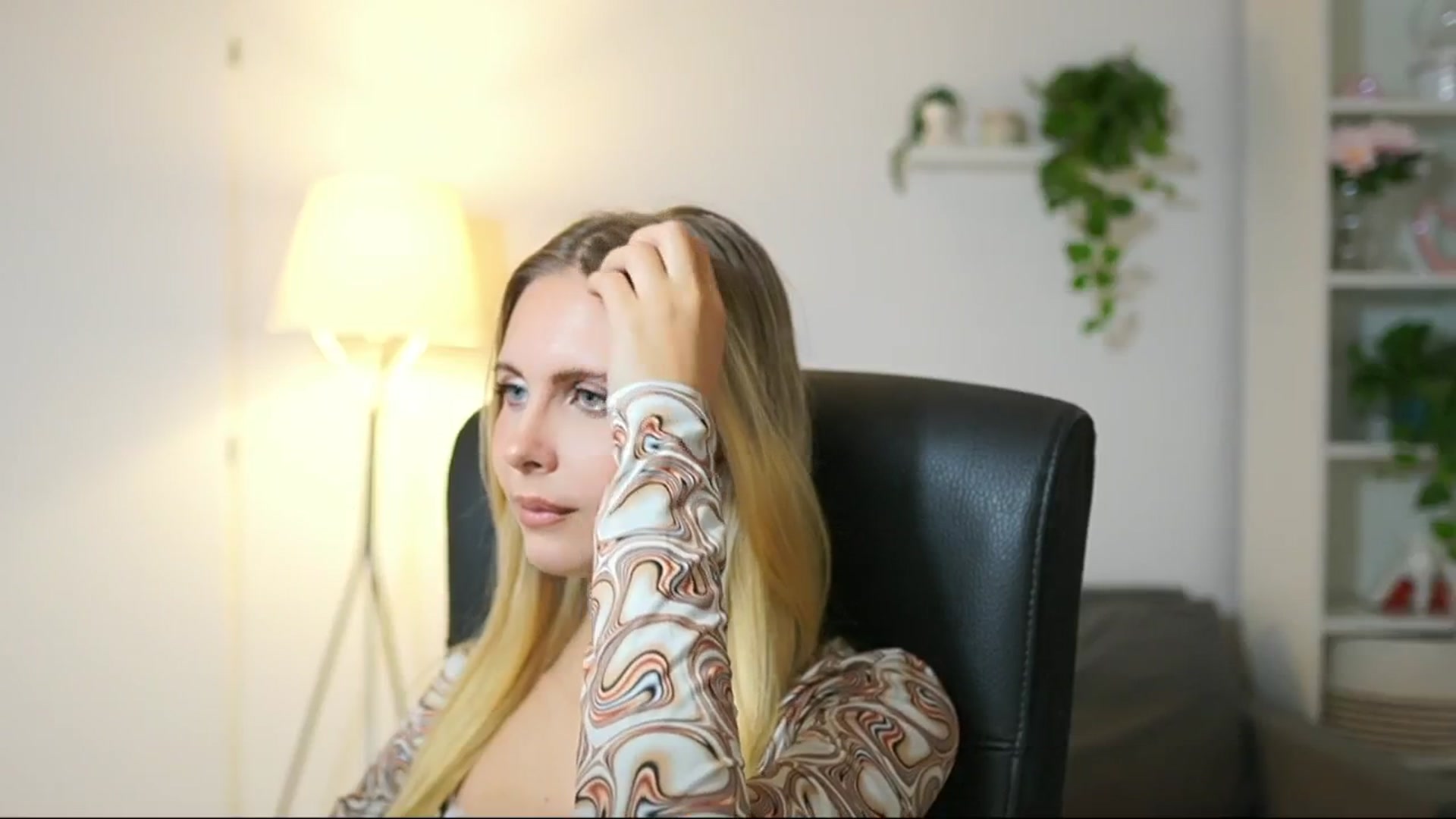 Gallery image thumbnail from Catecrago_'s myfreecams stream on, 10/02/2025, 10:31 image 14 of 20