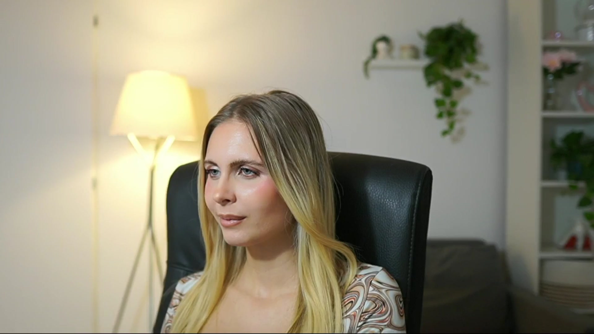 Gallery image thumbnail from Catecrago_'s myfreecams stream on, 10/02/2025, 10:31 image 20 of 20
