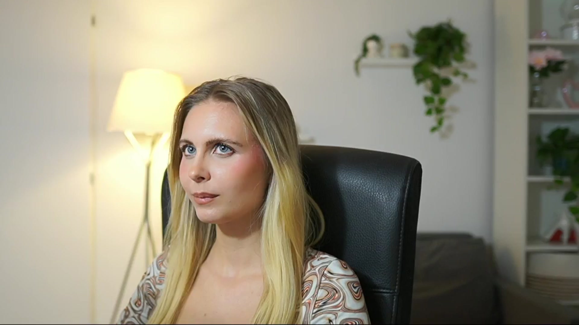 Gallery image thumbnail from Catecrago_'s myfreecams stream on, 10/02/2025, 13:31 image 5 of 20